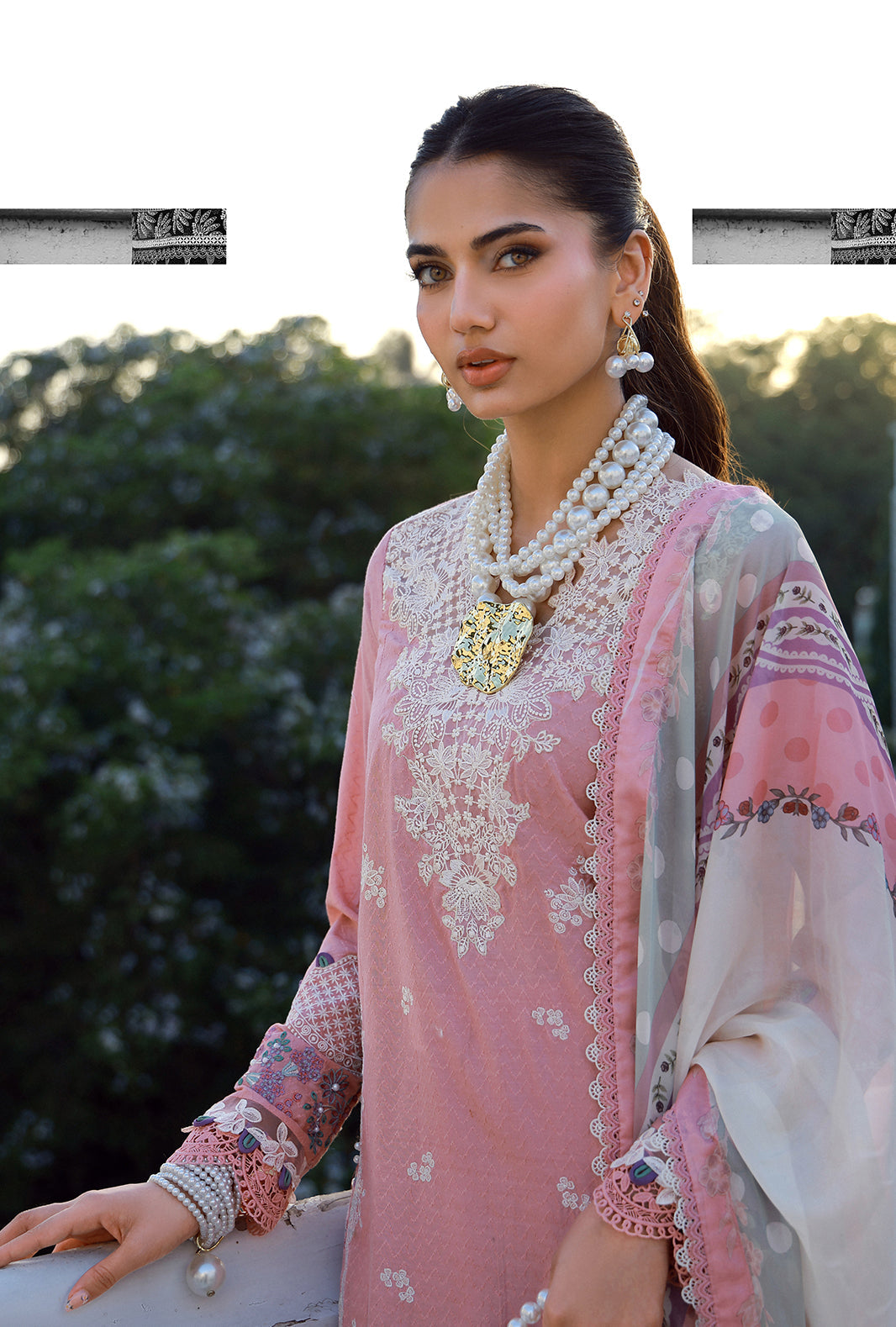 AJR Alif Signature Lawn – Sira