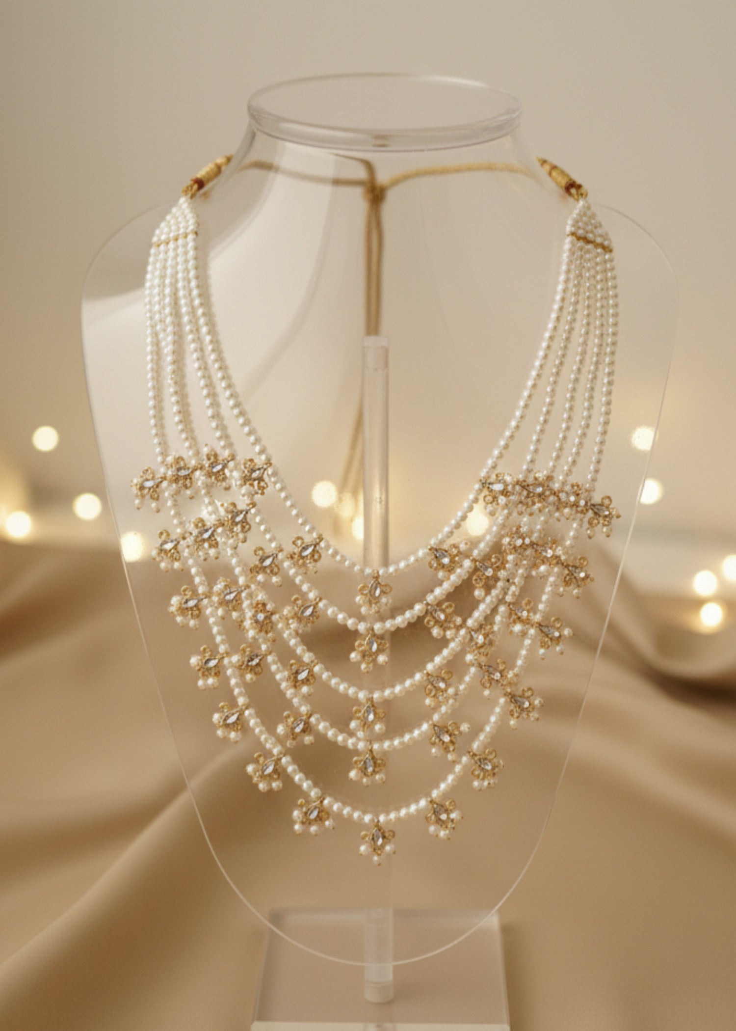 Necklace in Gold, white Color by - Trendy Women Necklace LCO2477