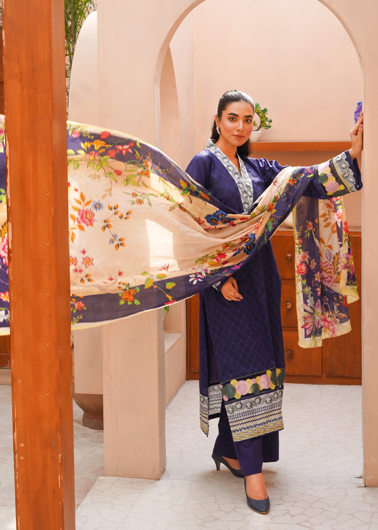 lawn Kurta Set in Indigo