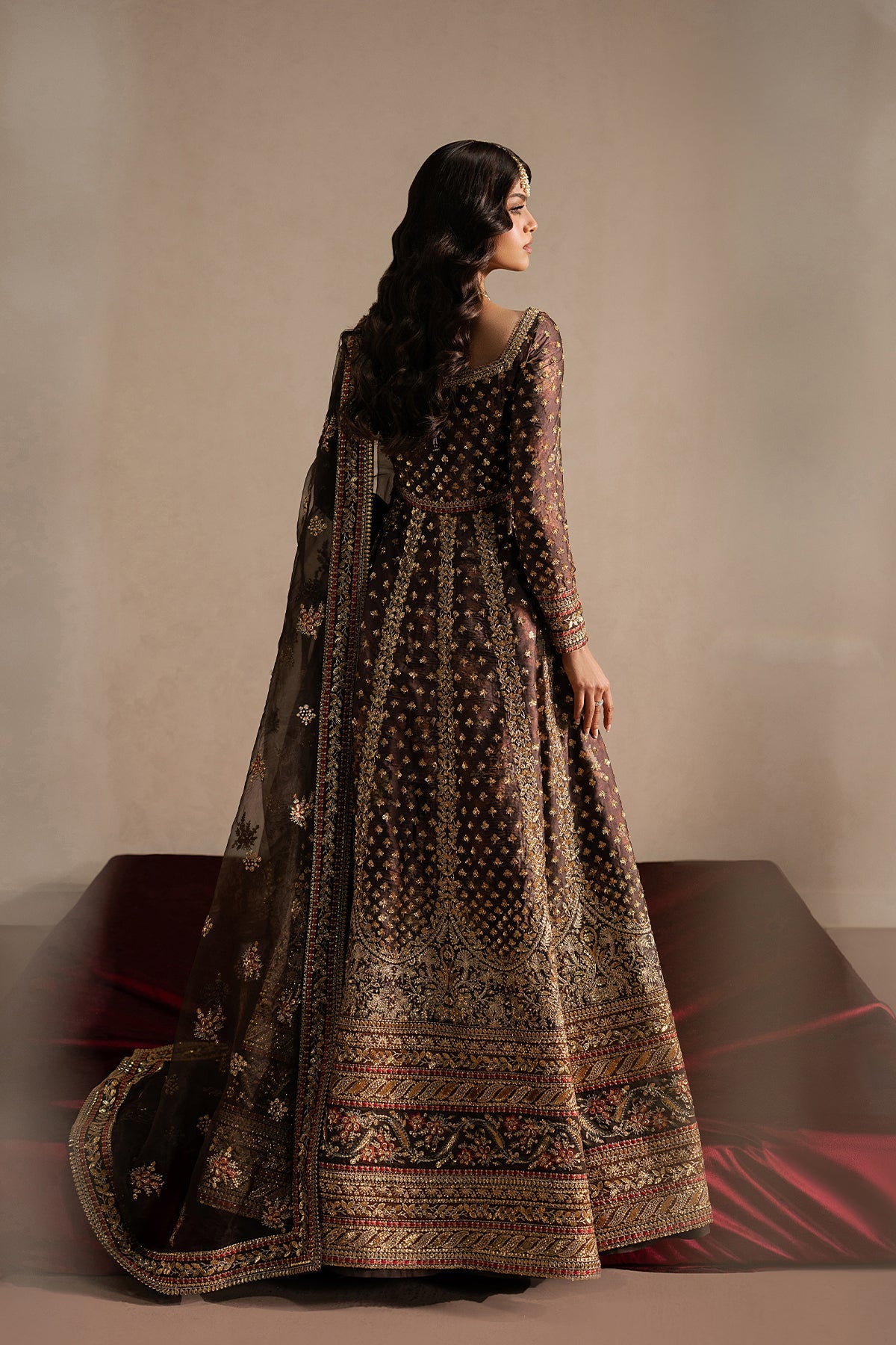 Qurbat Silk Festive Luxury Formals – Nazaakat