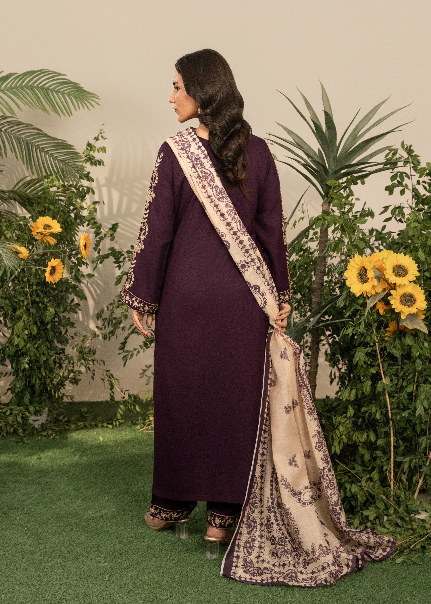dhanak Kurta Set in Plum purple