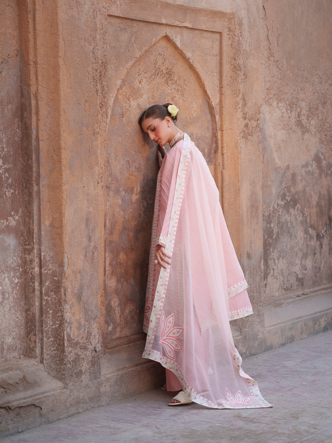 Nilofer Luxury Lawn – NL-01