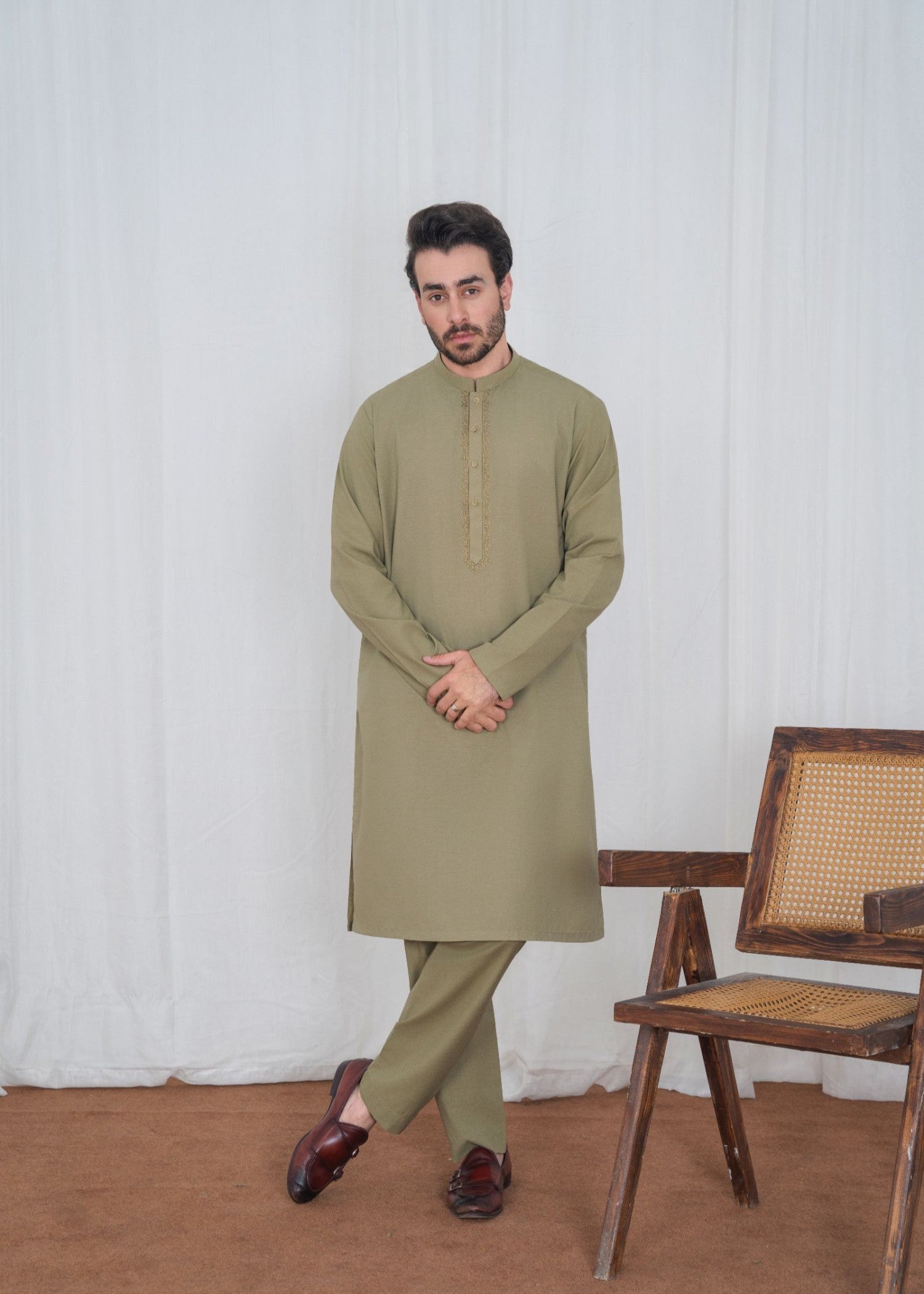 karandi Kurta Set in Pistachio green