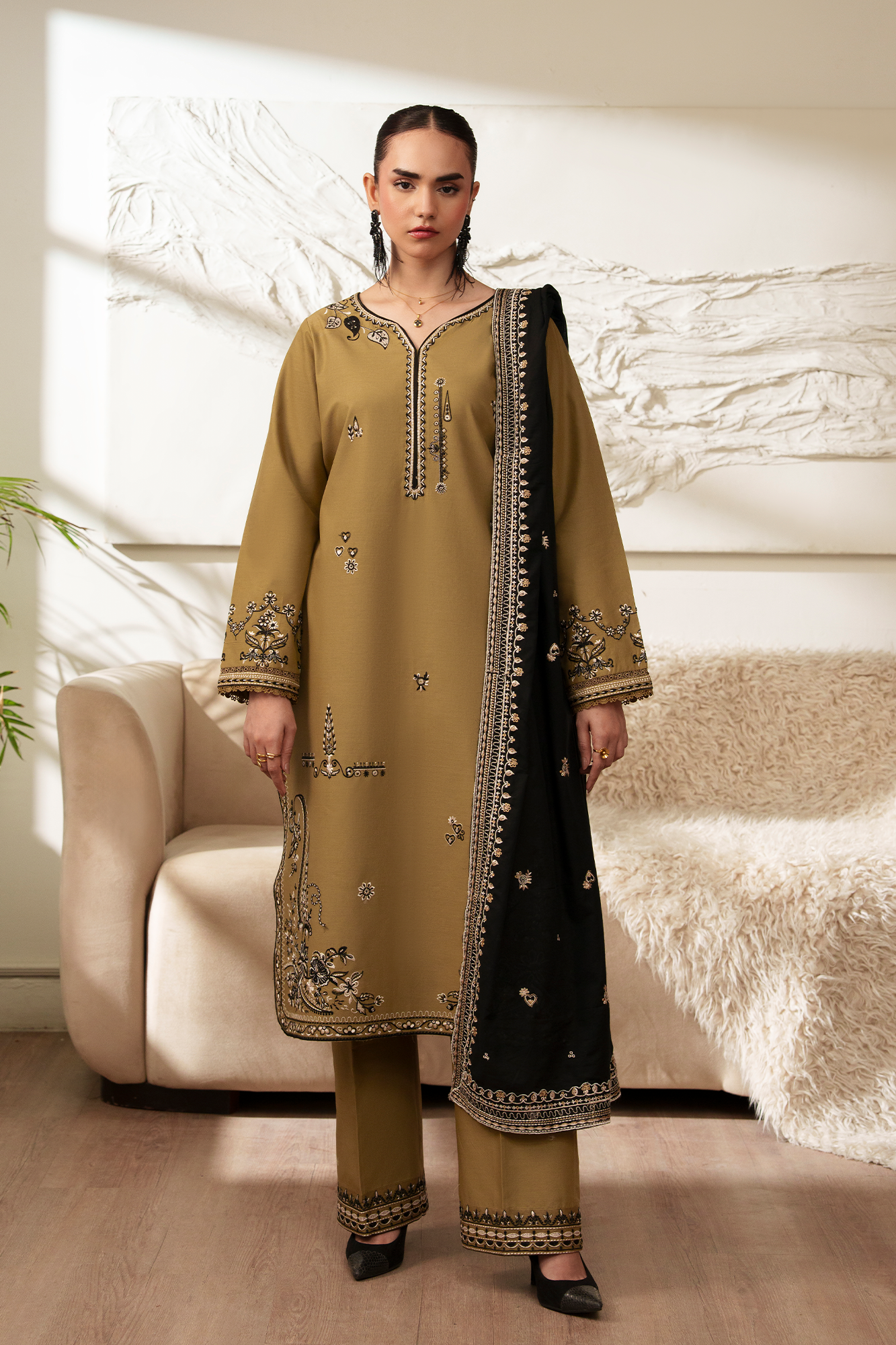 Pret Eid Edit RTW – Ayla