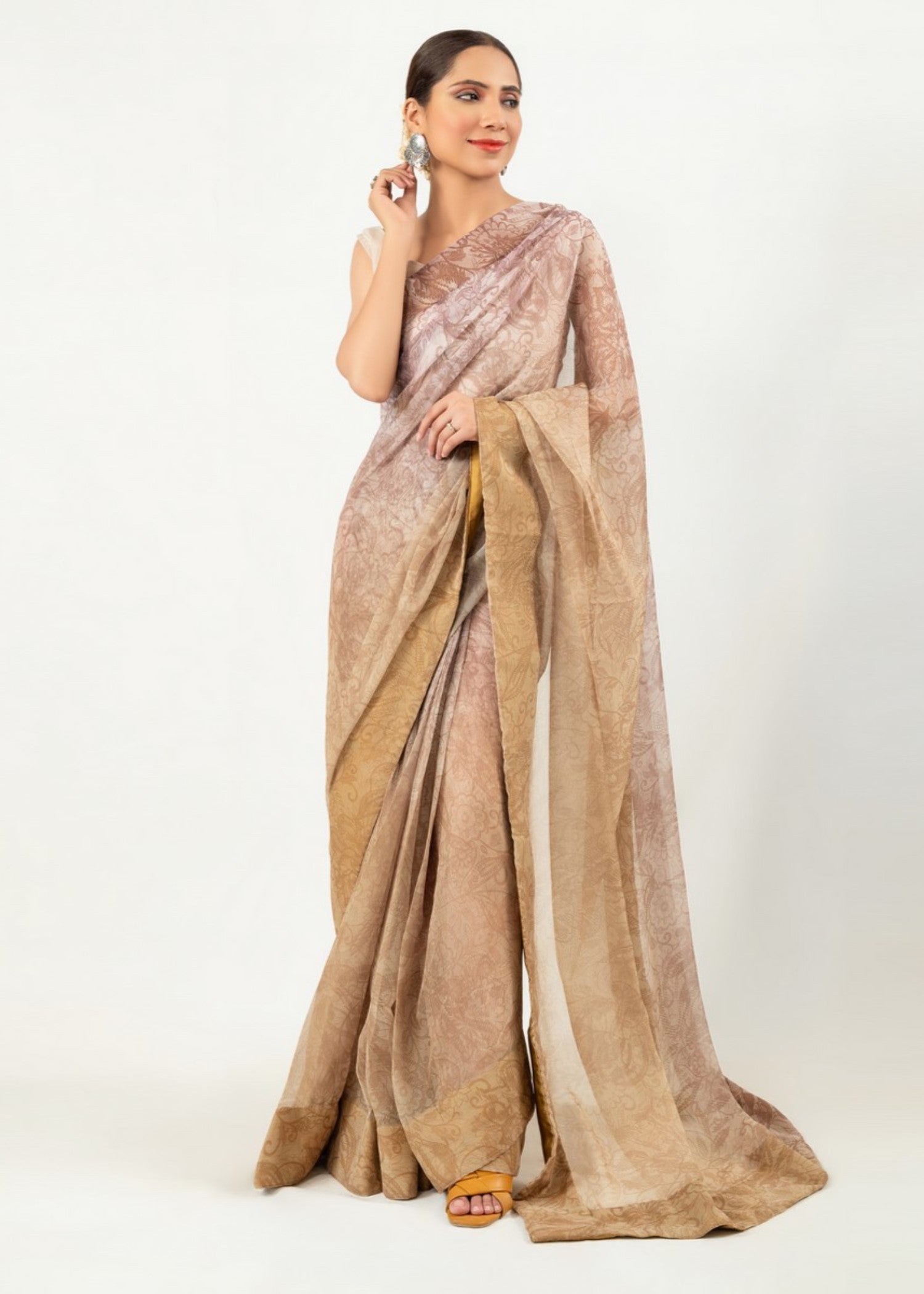 raw silk Saree in Walnut brown