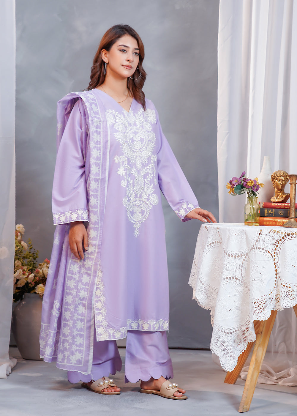 lawn Kurta Set in Lavender