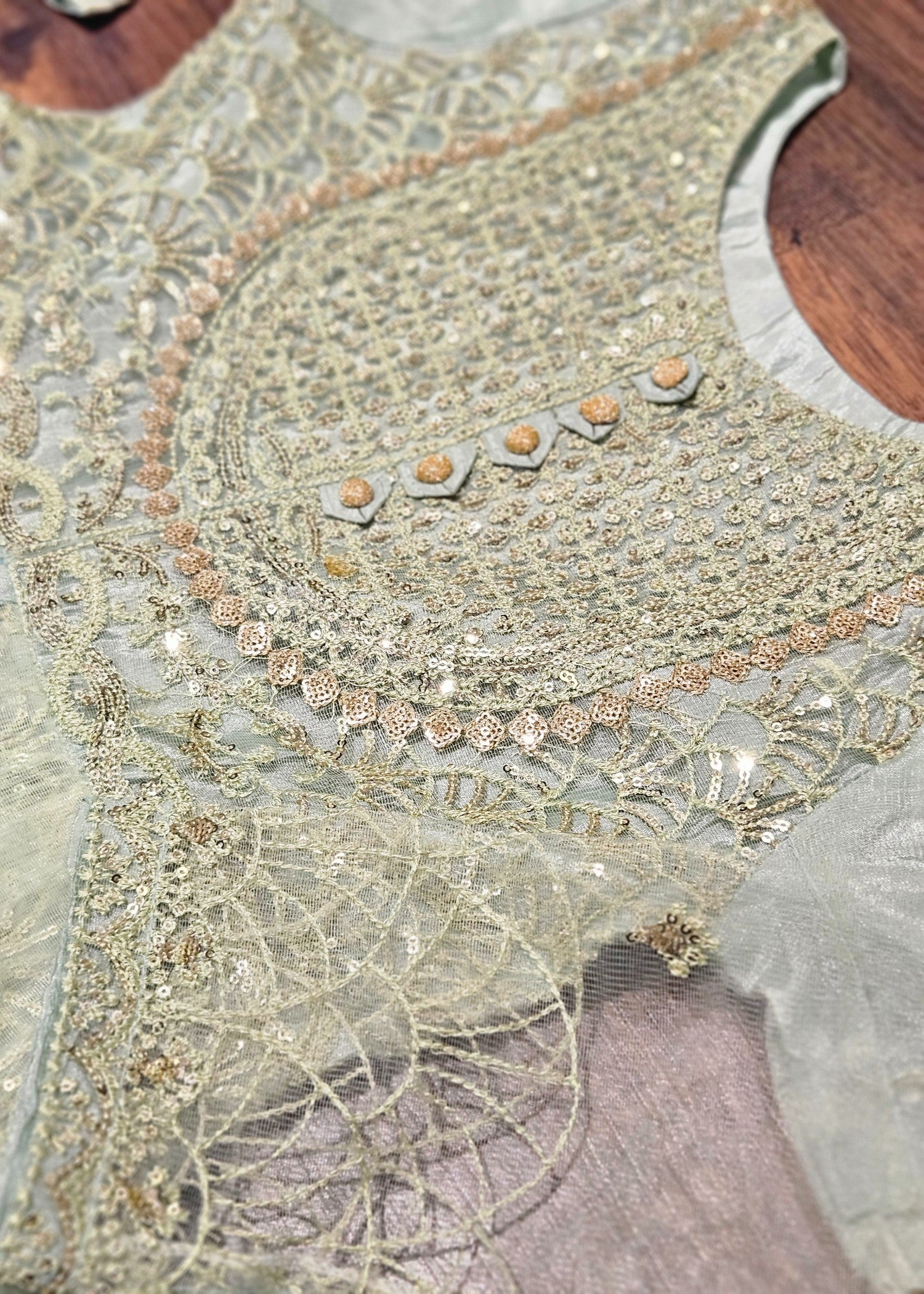 net Pishwas in Pastel green