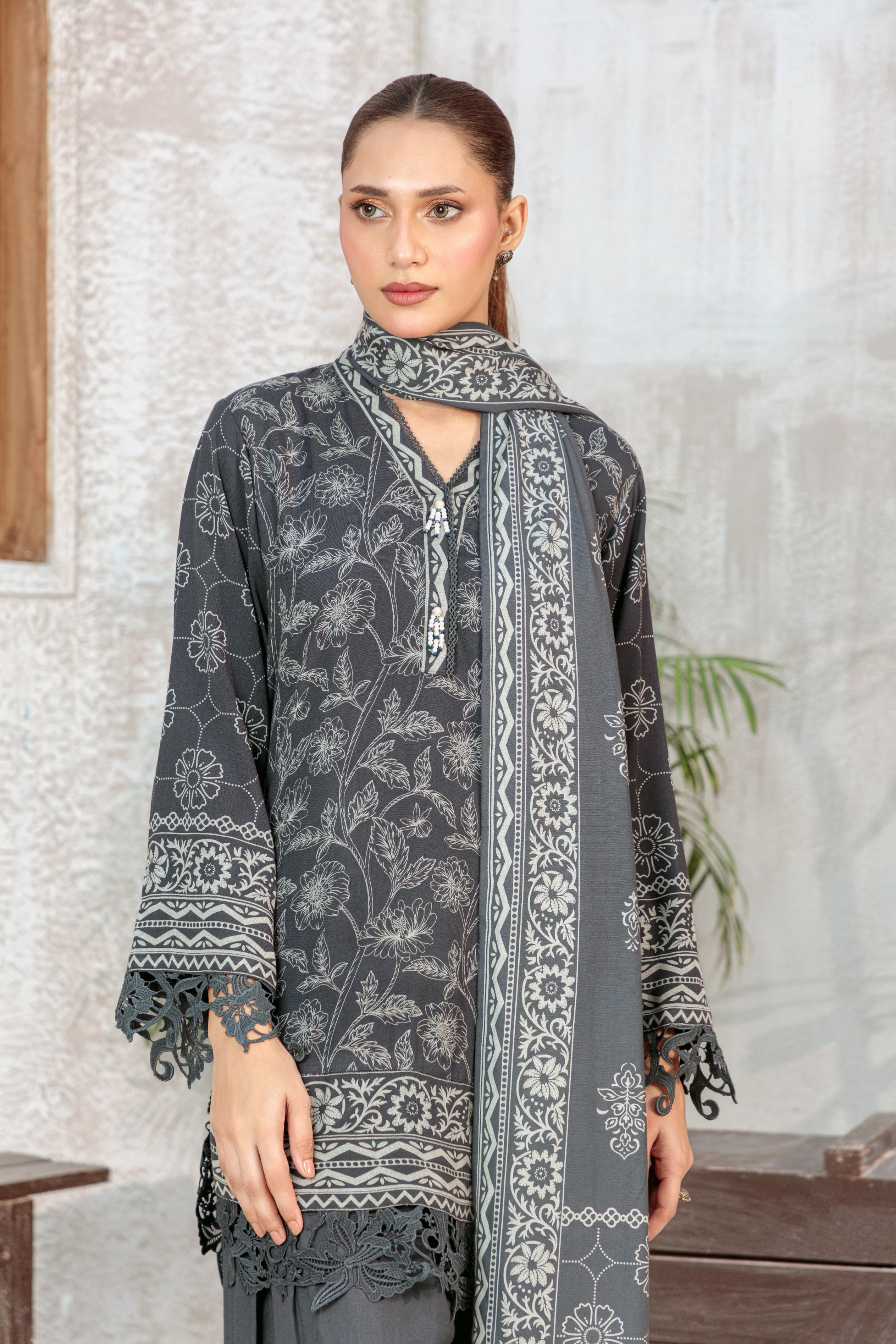 pashmina Unstitched in Grey