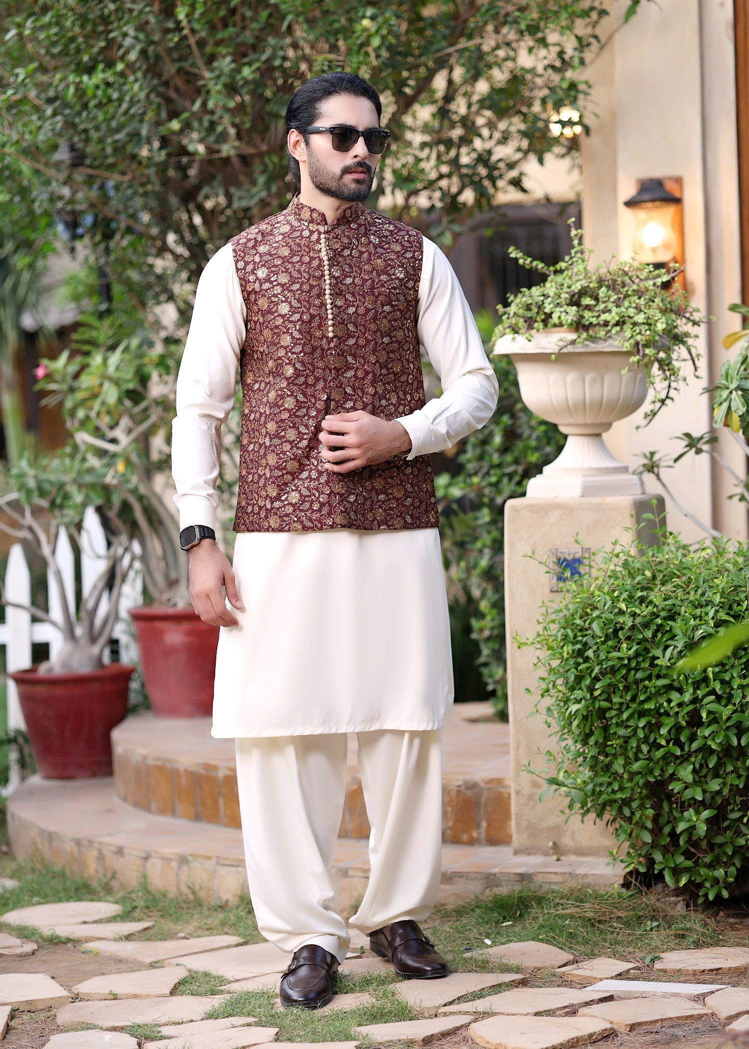 jamawar Waistcoat in Carmine