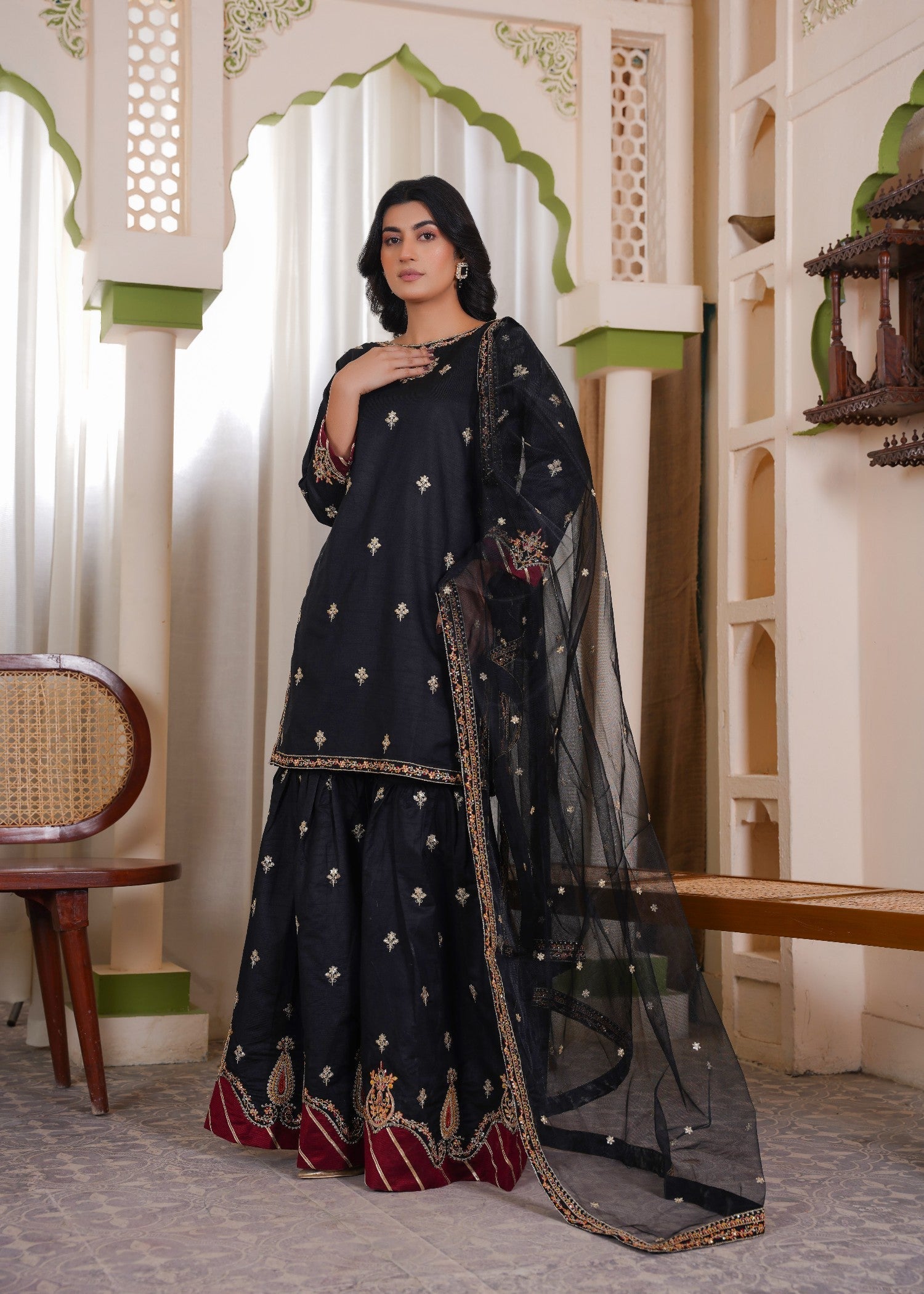 chambray Gharara in Black