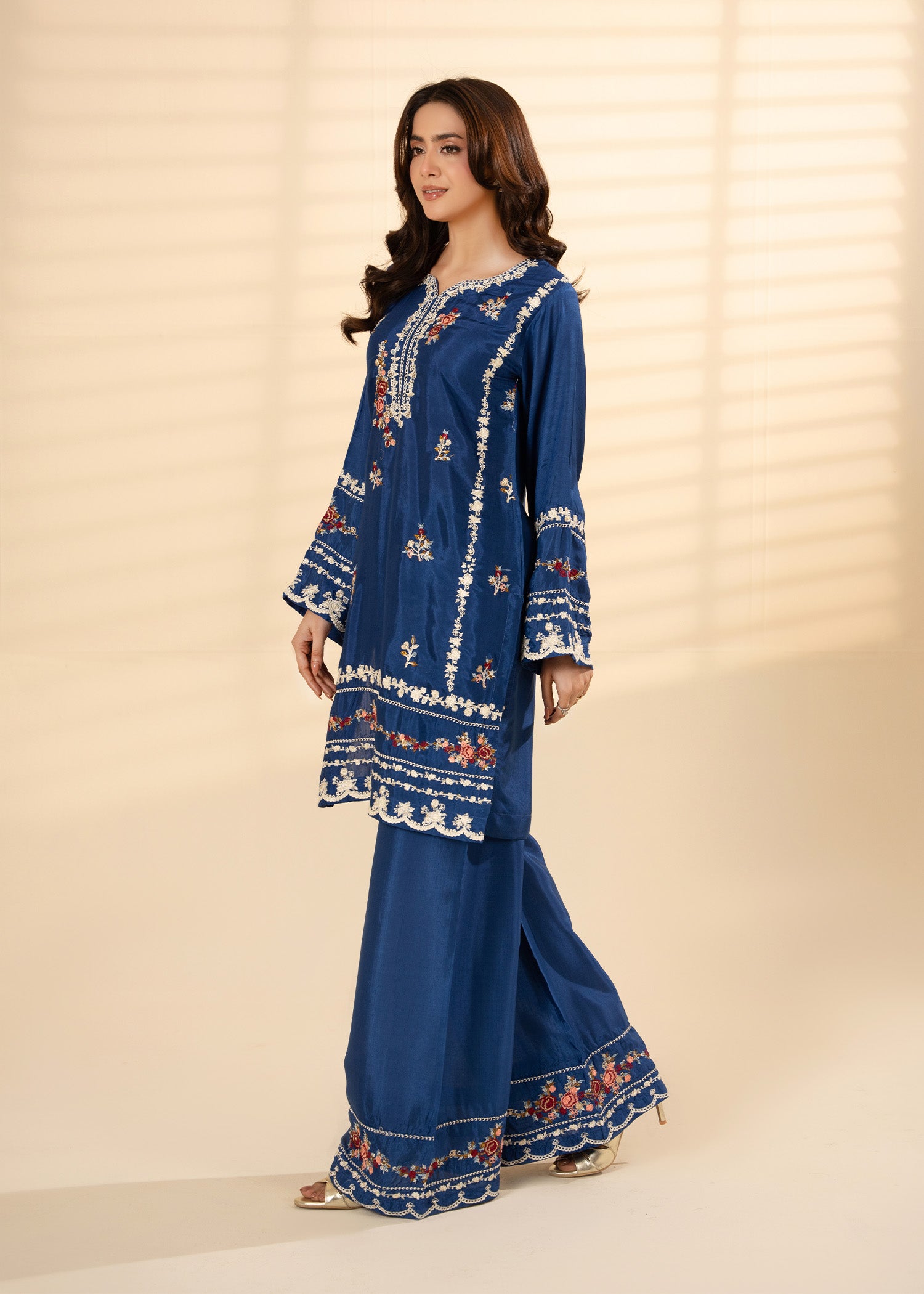viscose raw silk Kurta Set in Royal blue