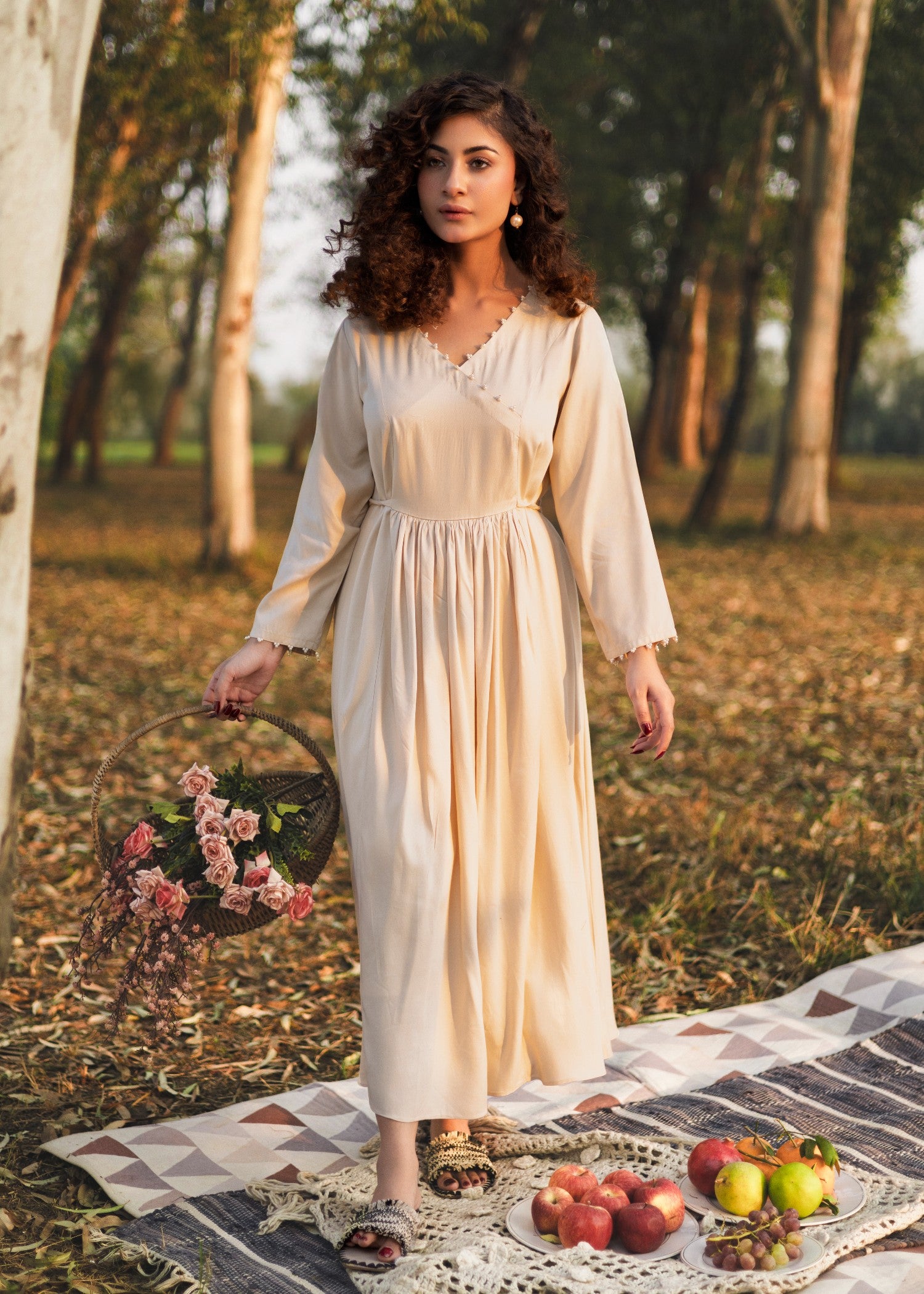 pure marina Maxi in Antique white