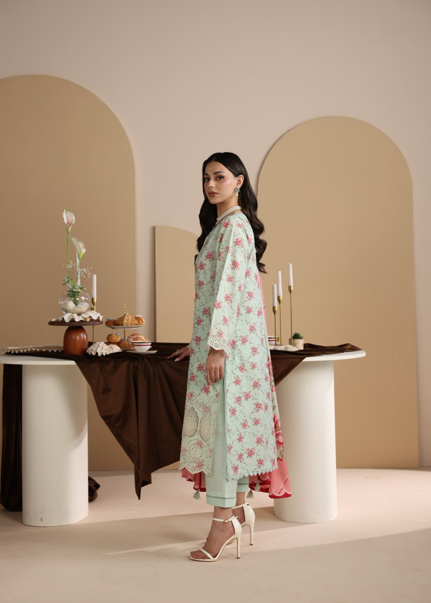 lawn Kurta Set in Tea green