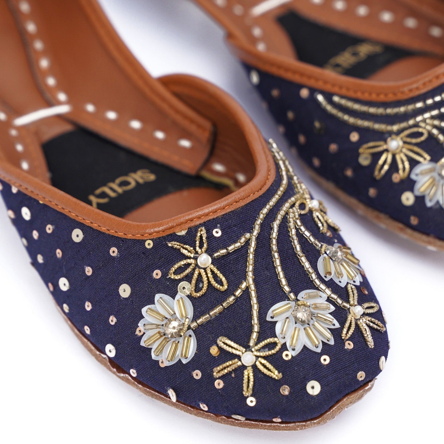 Khussa in Navy blue by - High Quality Women Khussa LQA4699