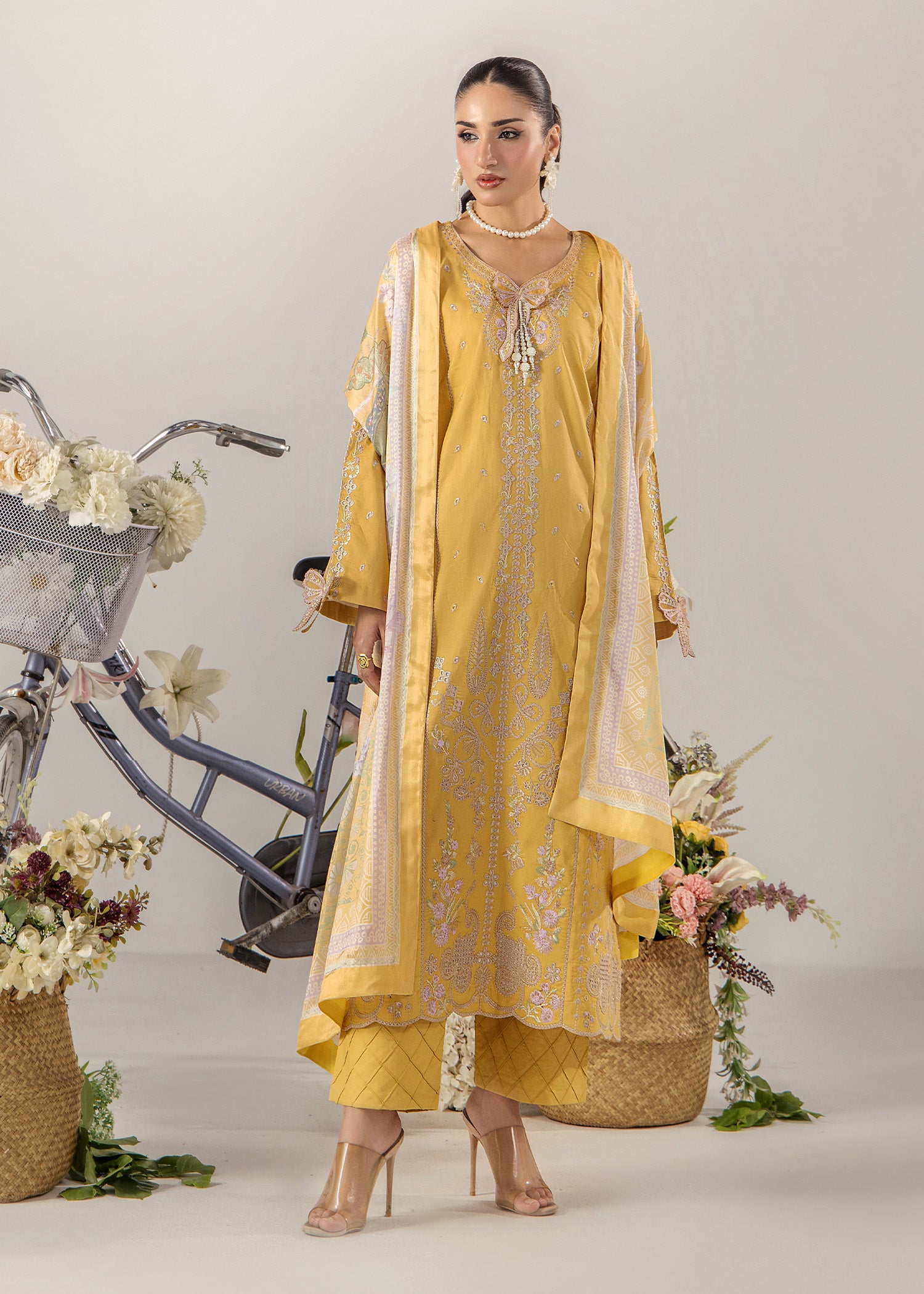 lawn Kurta Set in Mellow yellow