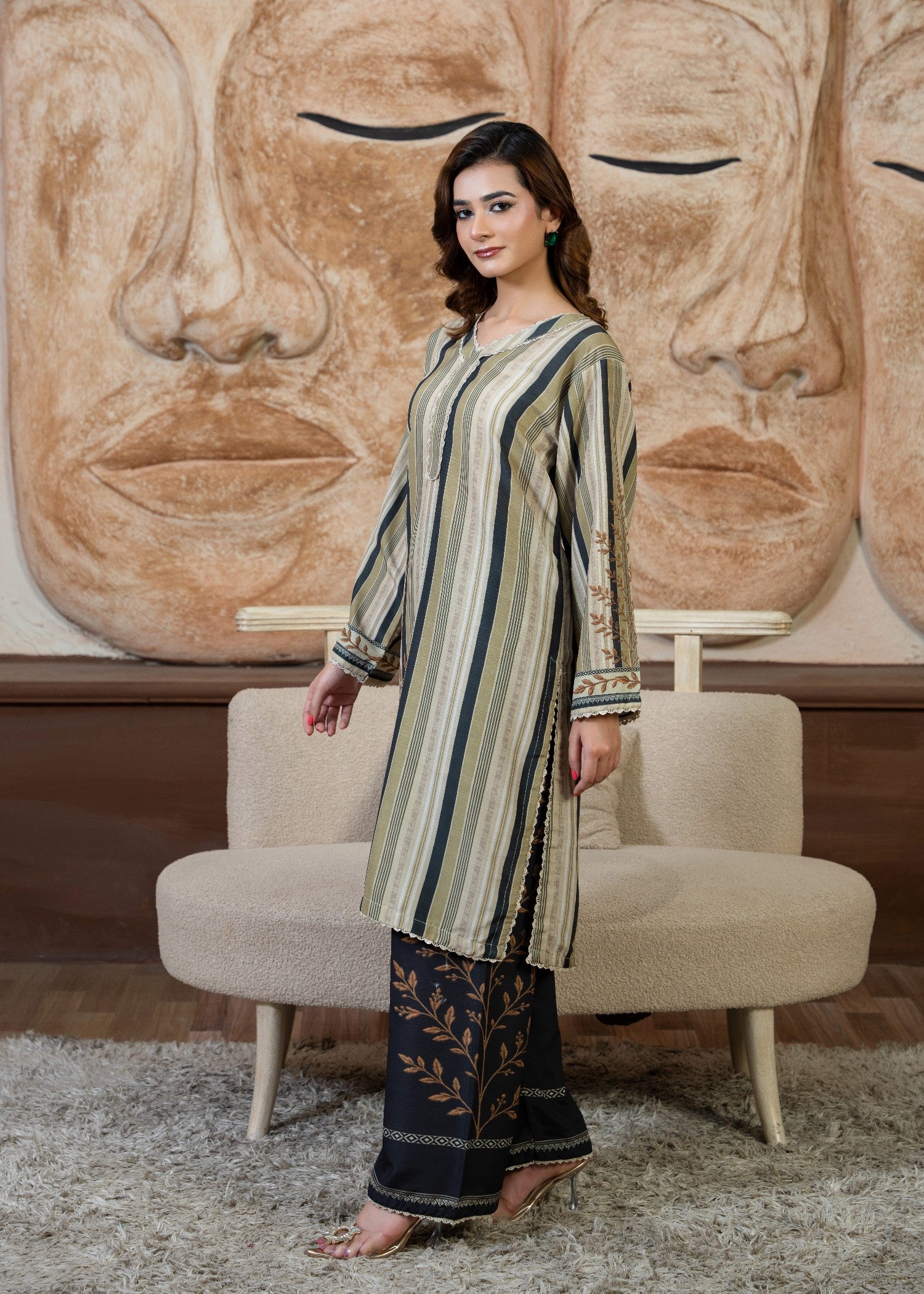 poly viscose Kurta Set in Beige, olive green, deep black