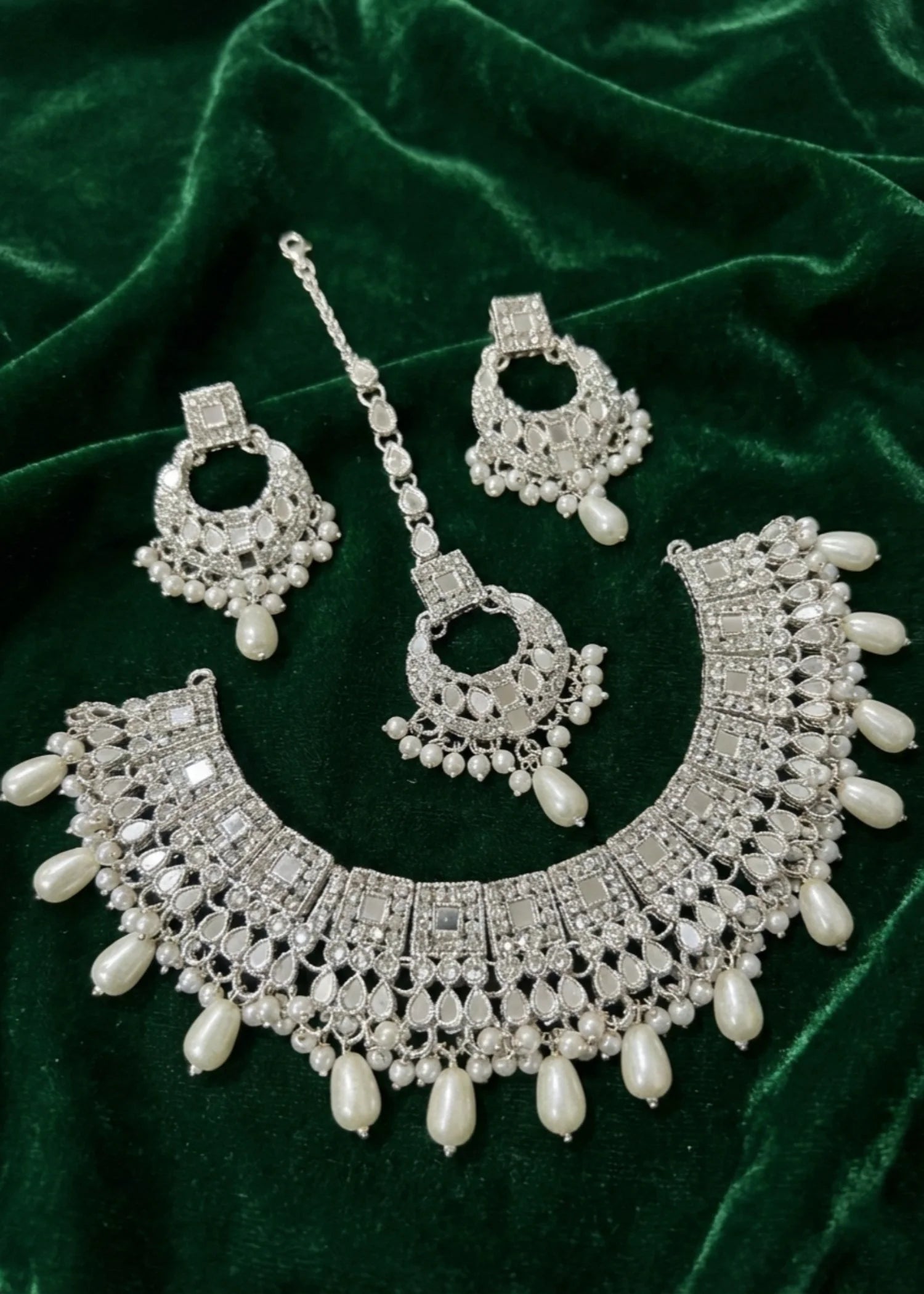 Jewelry Set in Silver Color by - Trendy Women Jewelry Set TXN7309