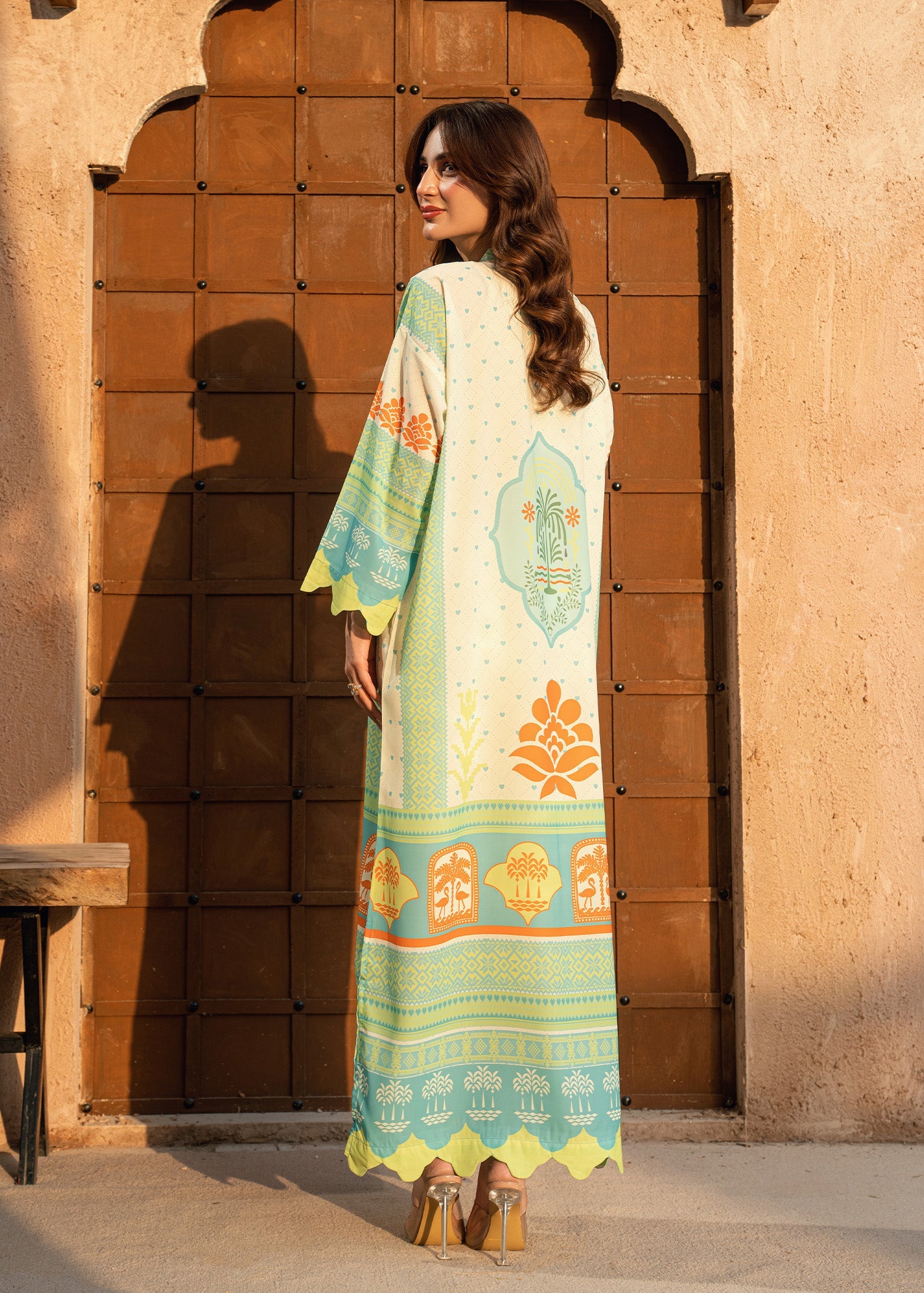 polyester crepe Kaftan in Pastel green, key lime, light yellow