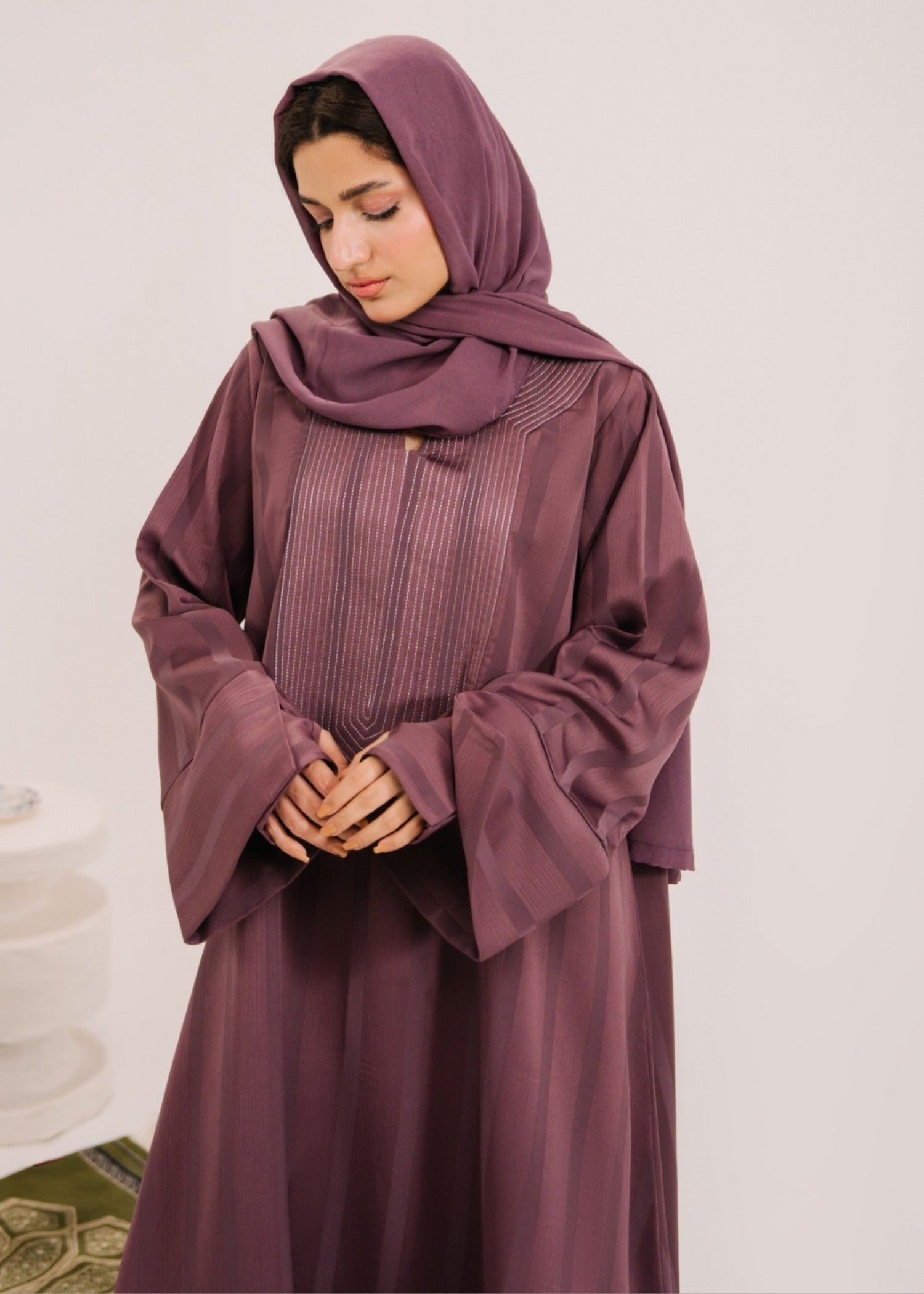 crepe Abaya in Plum purple