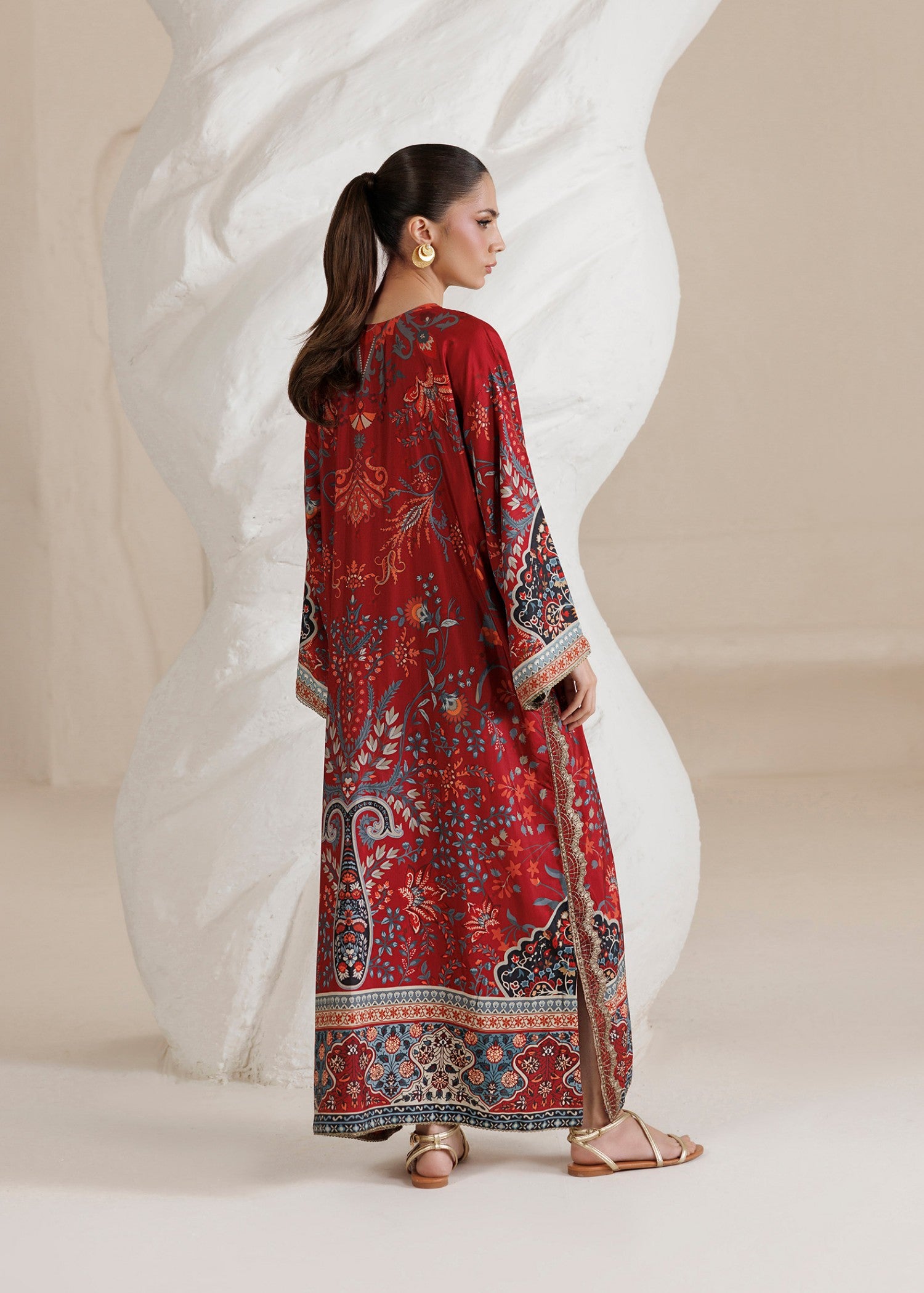 raw silk Kaftan in Maroon
