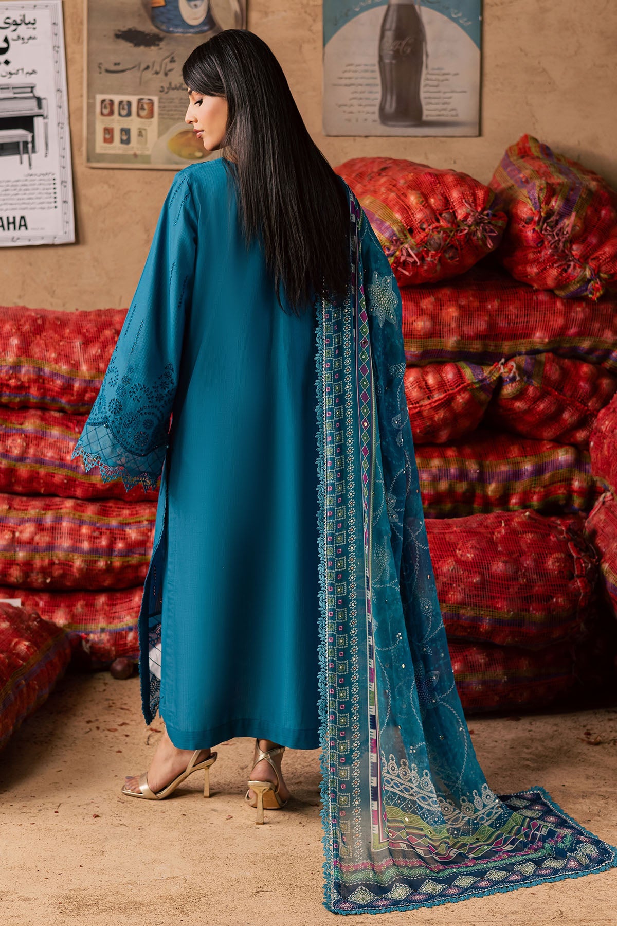 Bazaar Lawn – NE-242