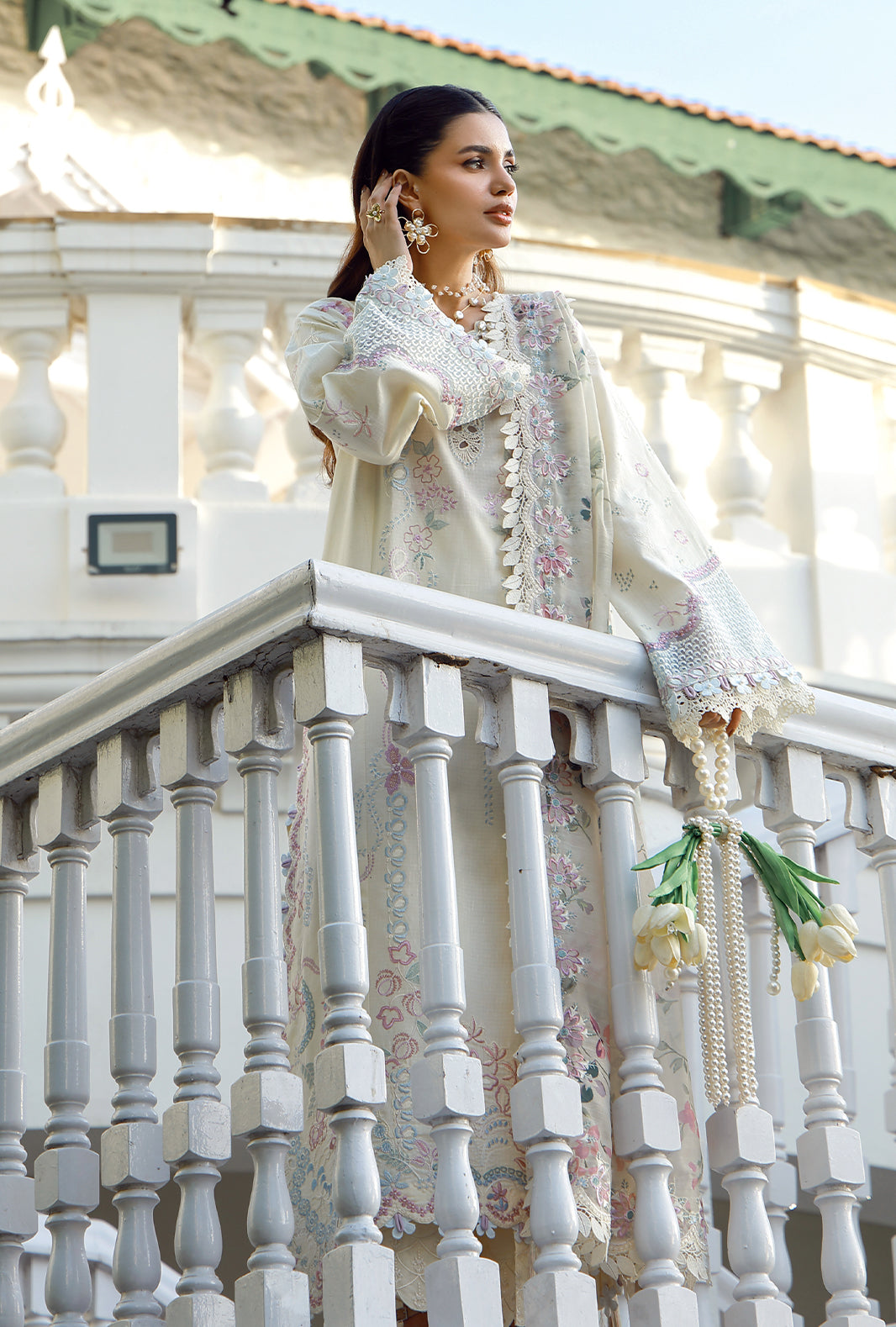 AJR Alif Signature Lawn – Zova