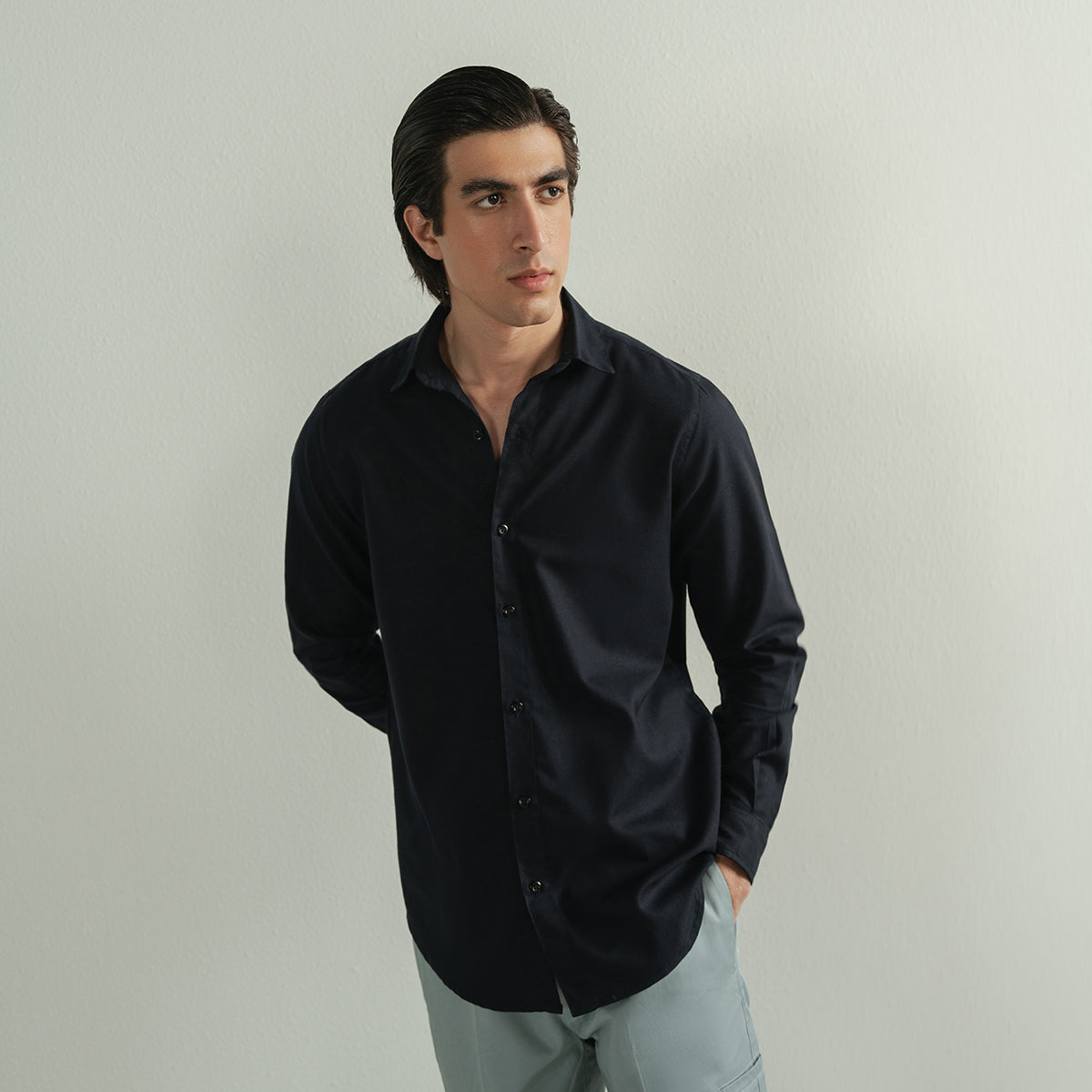 seersucker Casual Shirt in Jet black