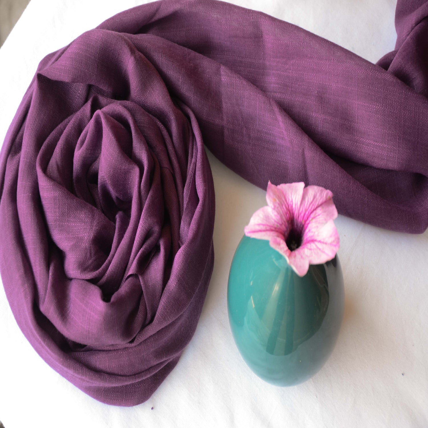 slub lawn Hijab in Purple