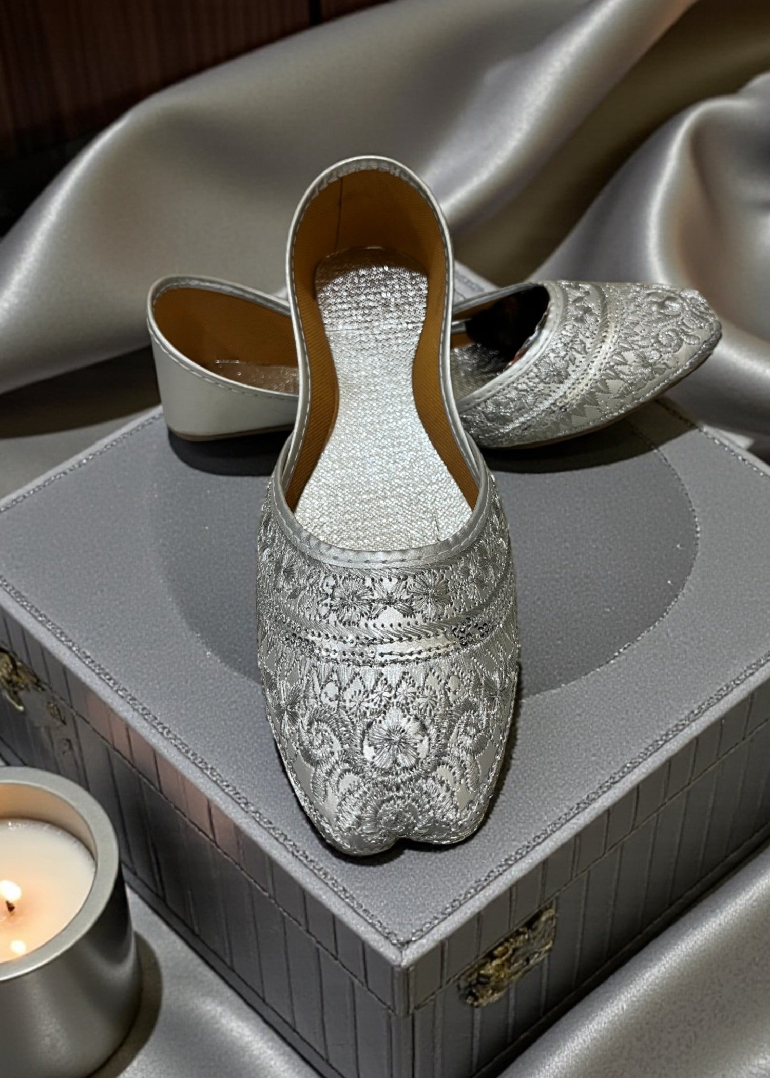Khussa in Silver by - High Quality Women Khussa DZU3667