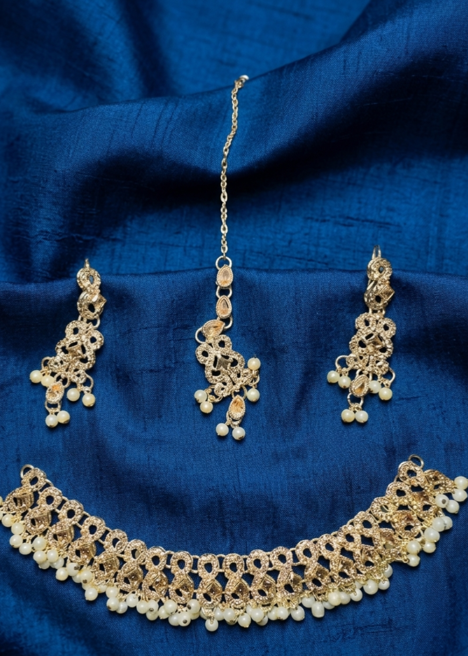Jewelry Set in Mari gold, champagne Color by - Trendy Women Jewelry Set GSQ6138