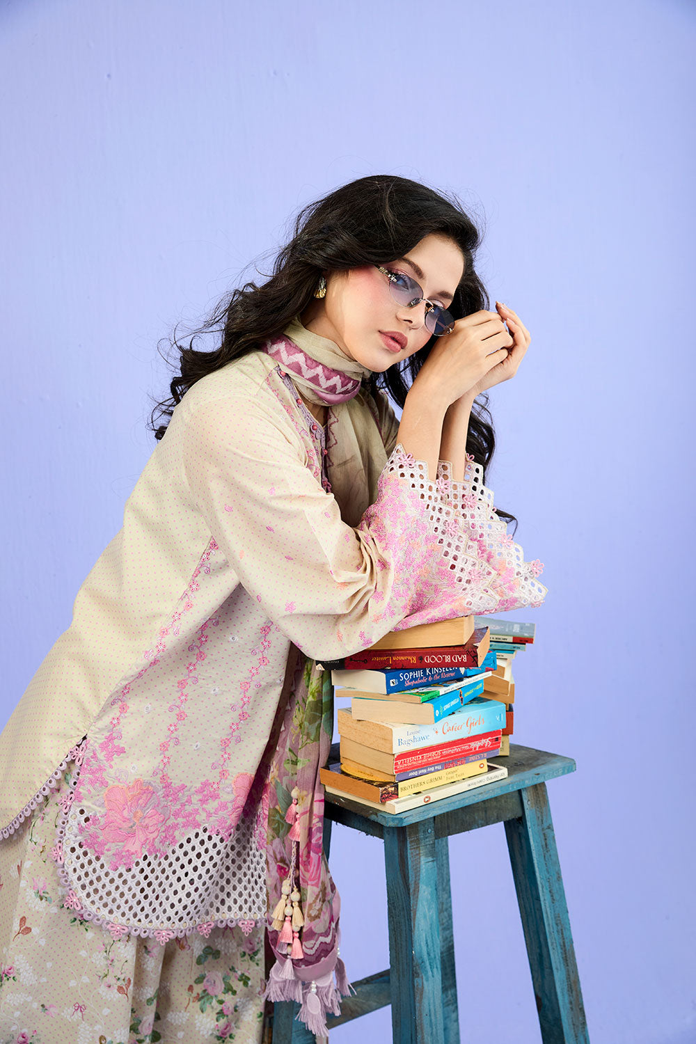 Vital Luxury Lawn Vol-2 – D-7B