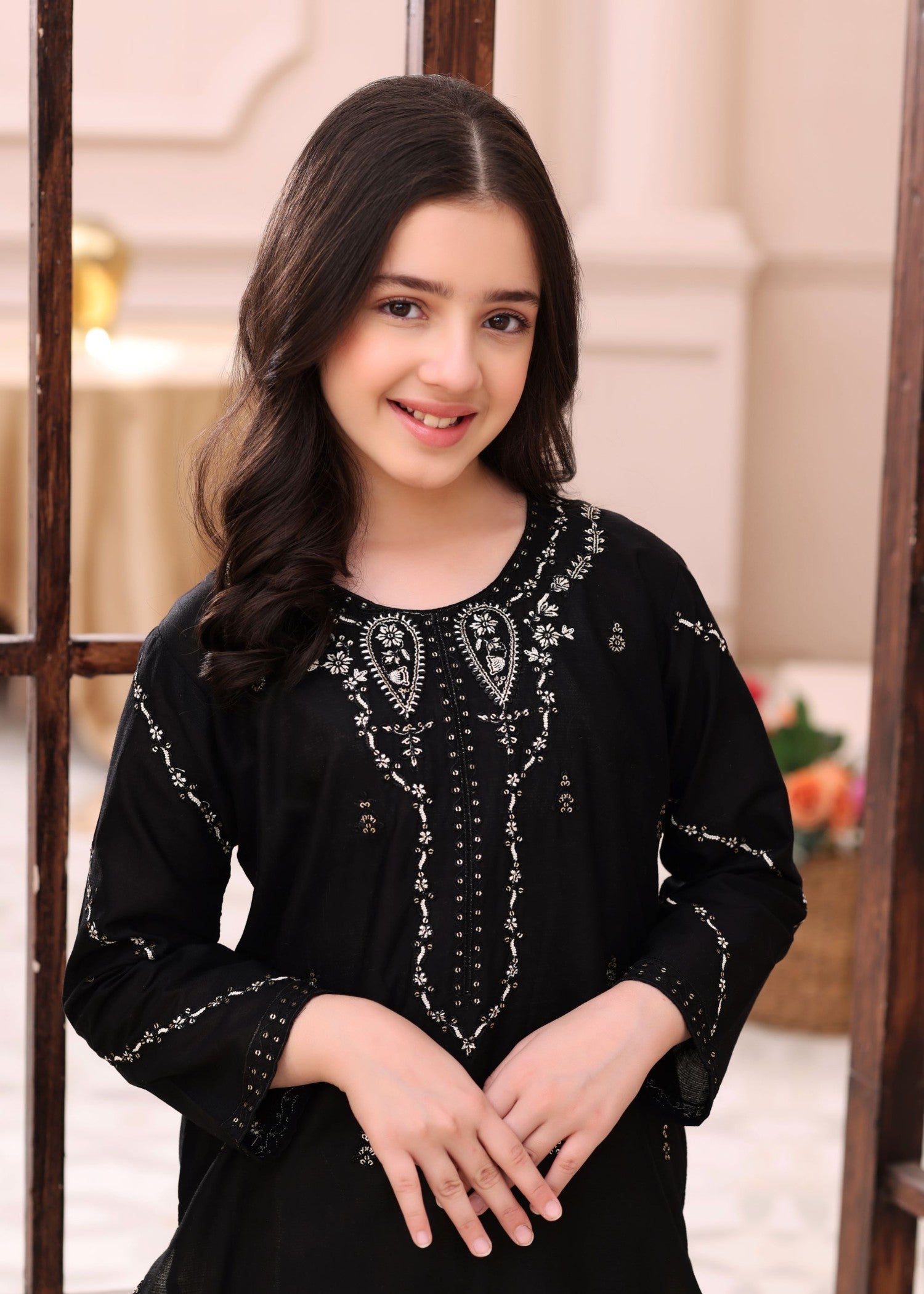 lawn Kurta Set in Jet black