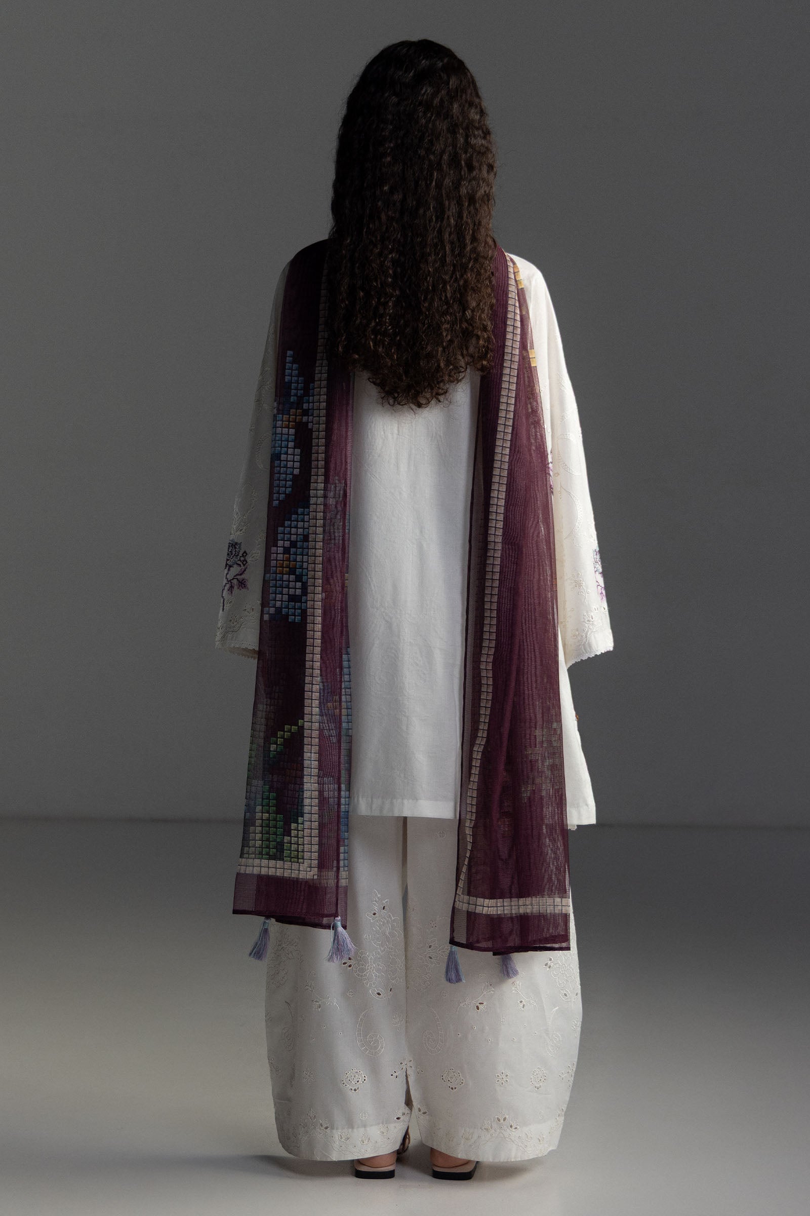 Coco Lawn Edit – Sune-10B