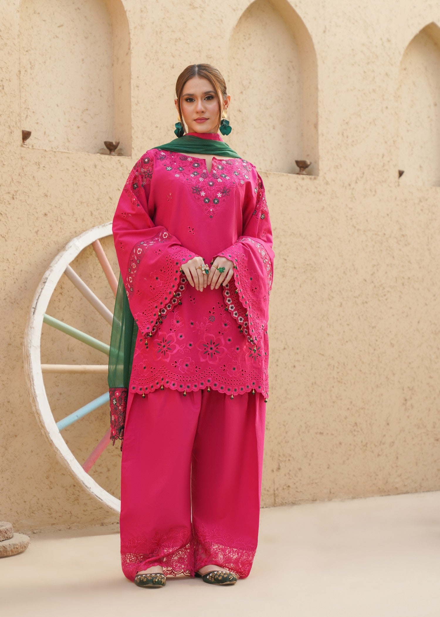 lawn cotton Kurta Set in Hot pink