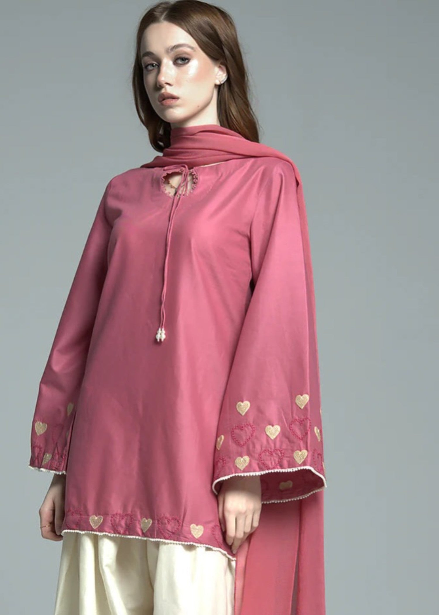 cotton Kurta Set in White, tea rose pink
