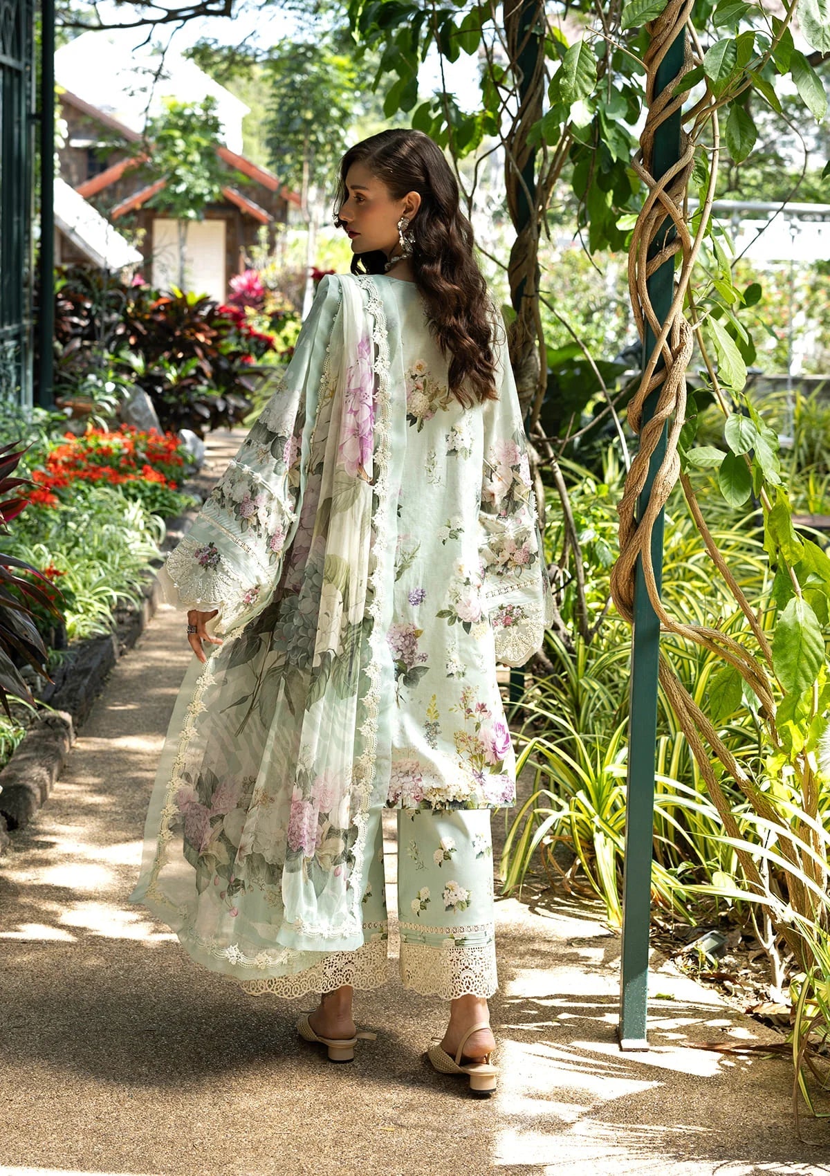 Signature Embroidered Lawn Prints – ESA-4B MINT MEADOW
