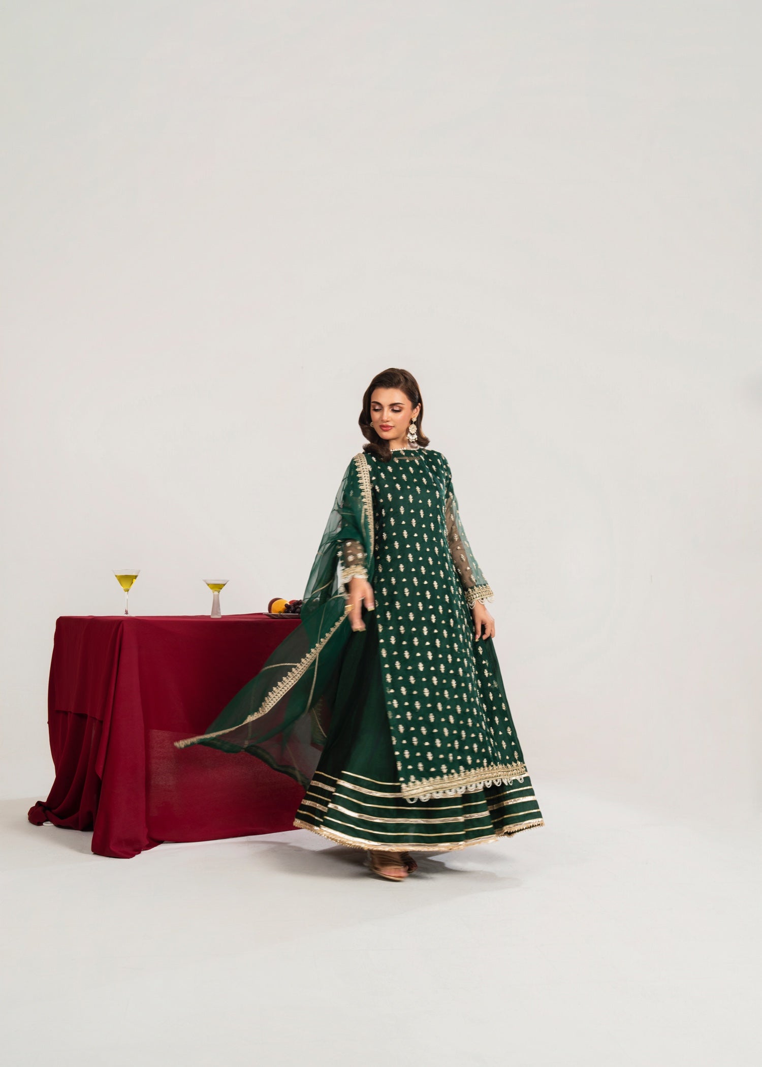 kattan silk Pishwas in Dark green