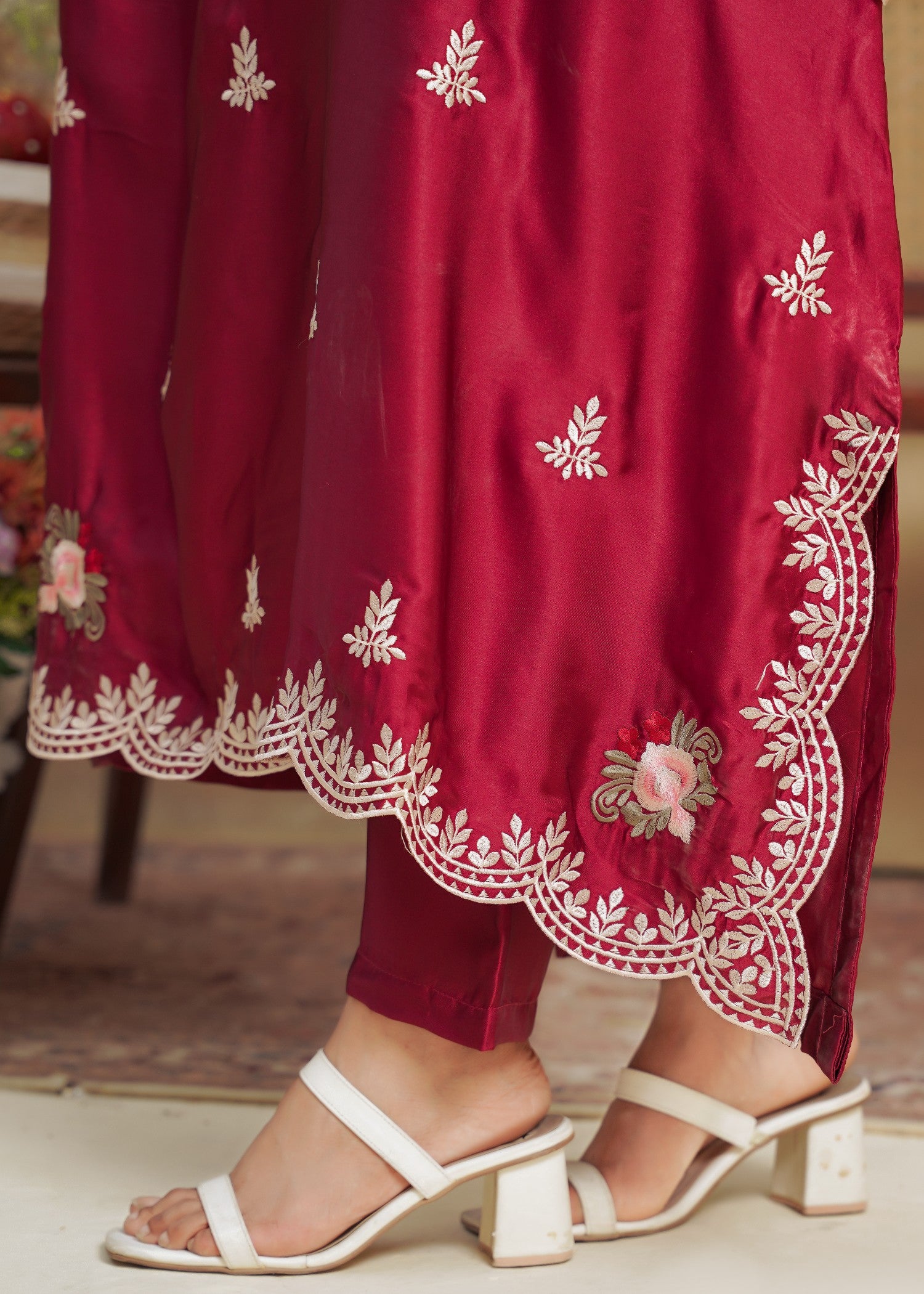 silk Kaftan in Rose red
