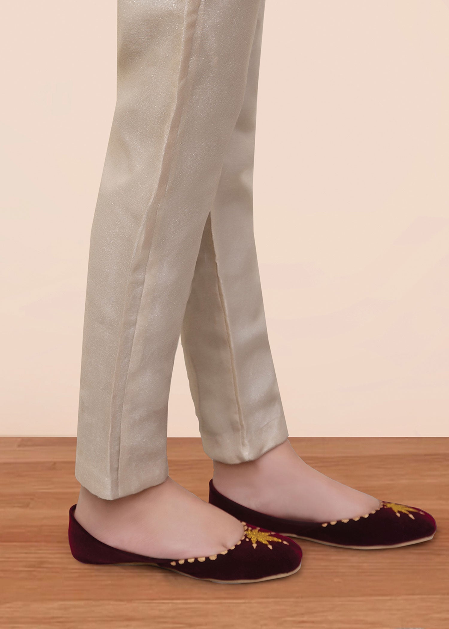 tissue Trousers in Silver