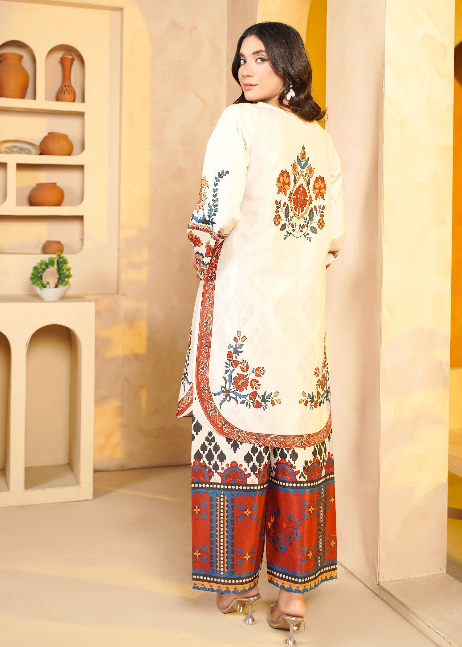 polyester crepe Co Ord Sets in Off-white