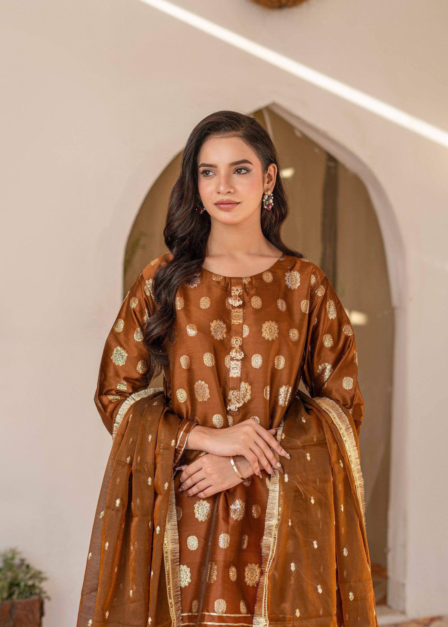 banarasi Kurta Set in Walnut brown