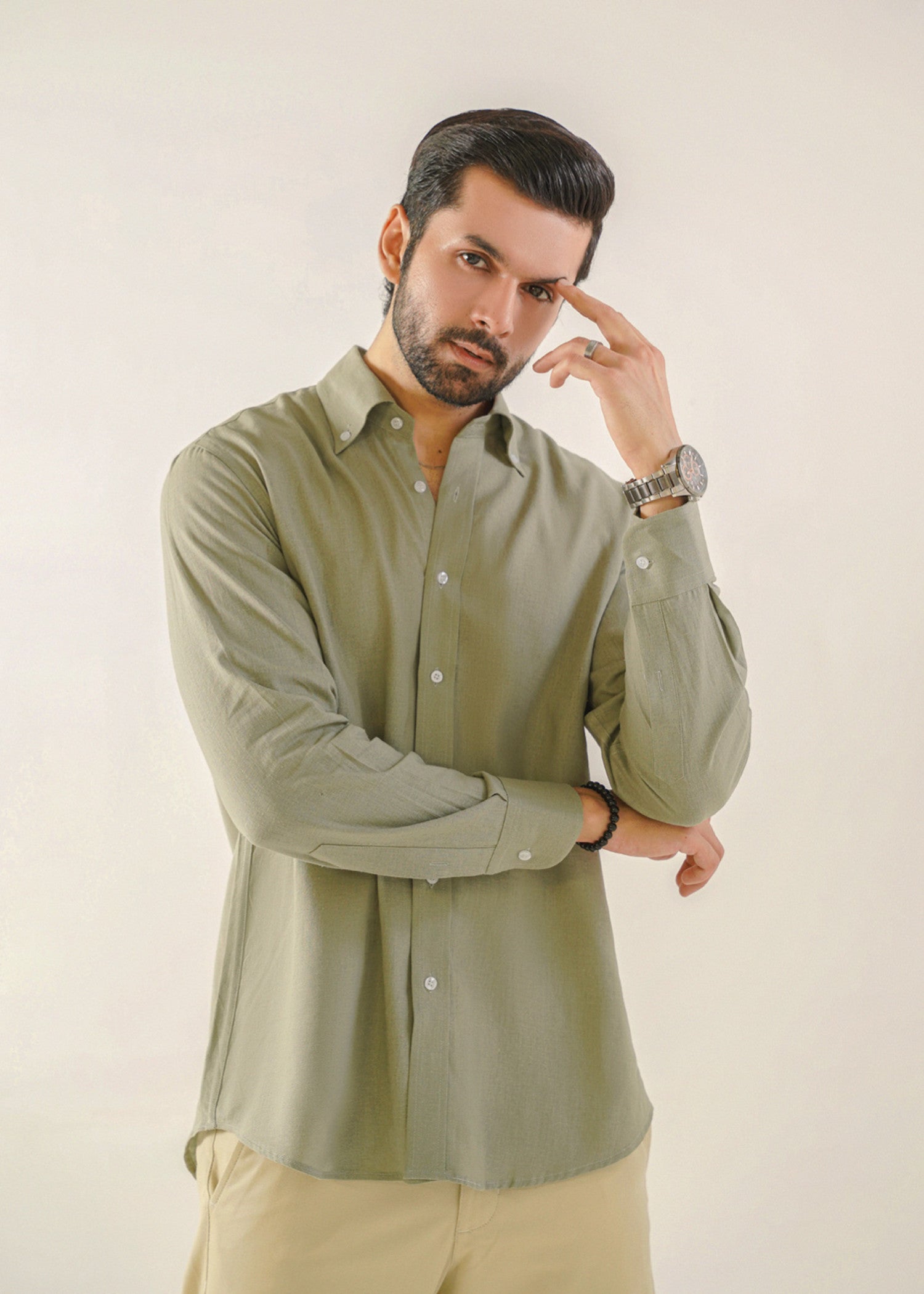 linen Casual Shirt in Eucalyptus green