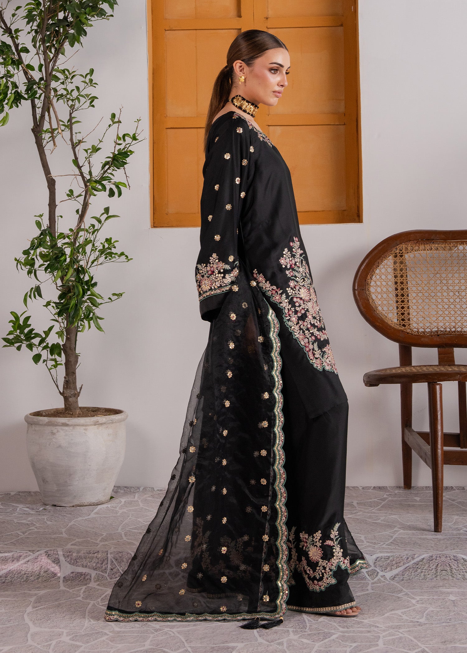 charmuse/shamooz Kurta Set in Black