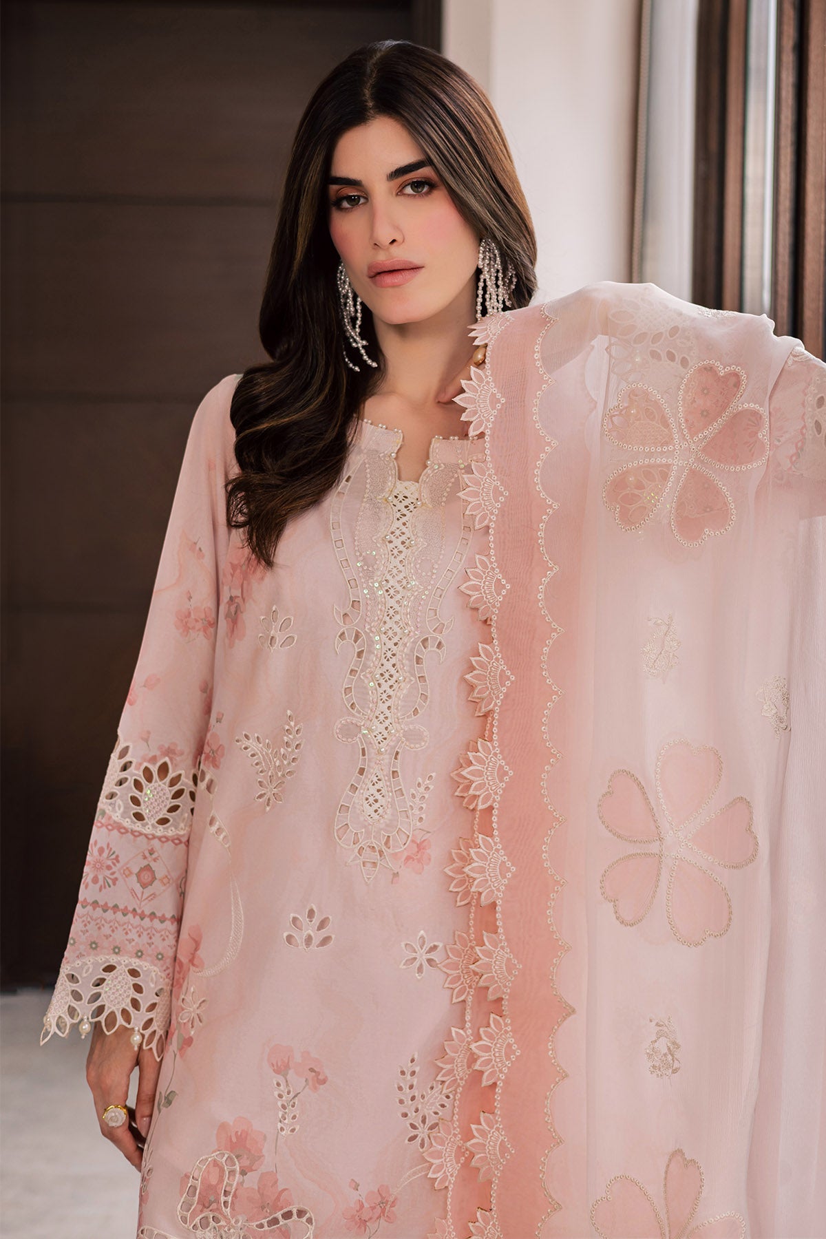 Lily May Lawn – NE-261