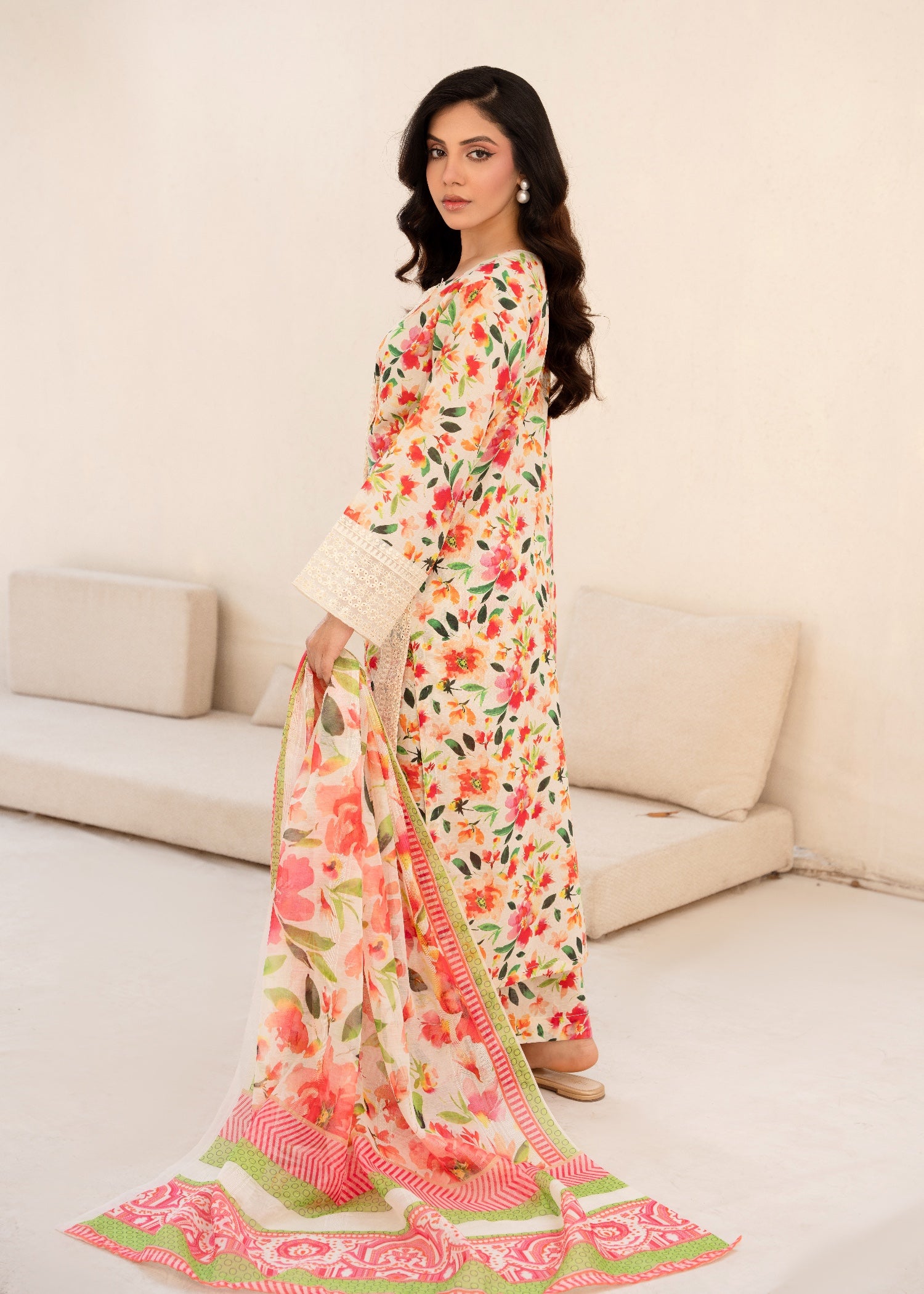 slub lawn Kurta Set in Multi
