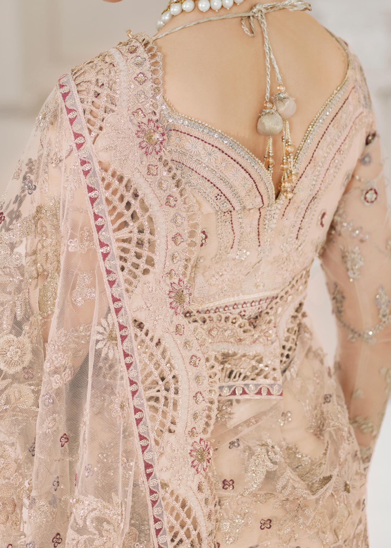 net Unstitched in Beige
