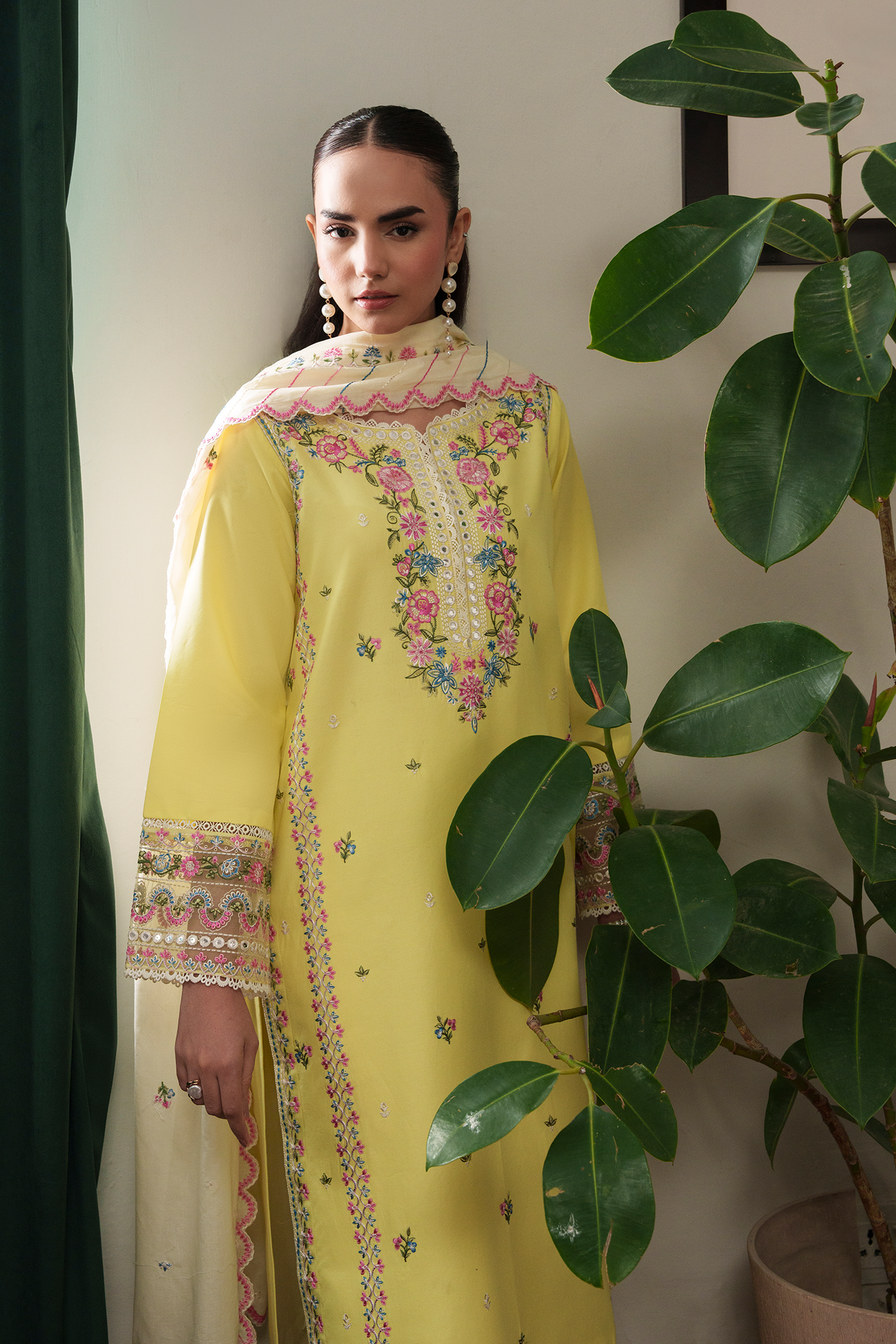 Pret Eid Edit RTW – Reya