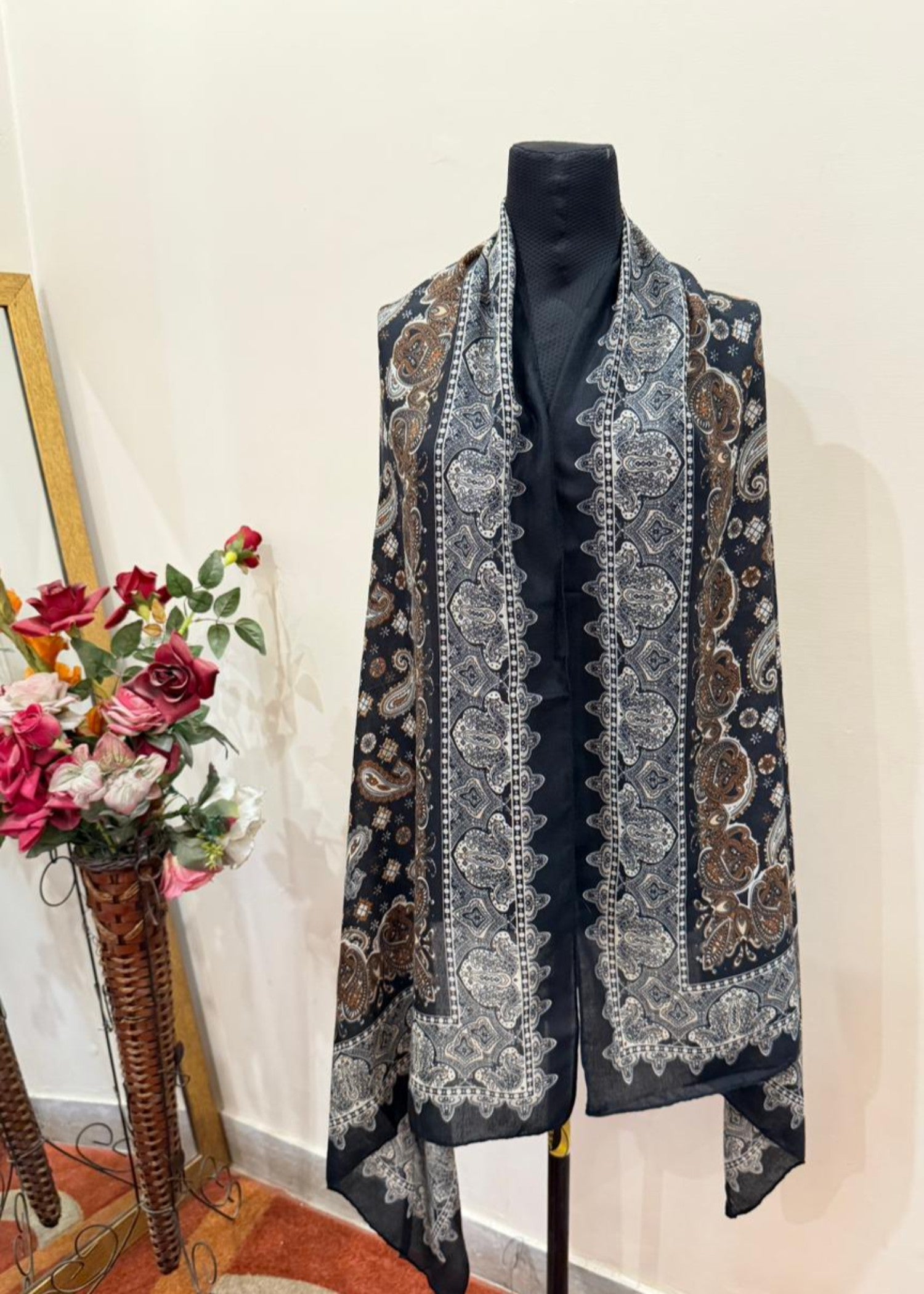 viscose Hijab in Black