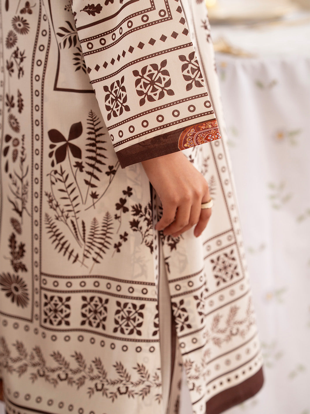 Noir 2PC Lawn – N-03