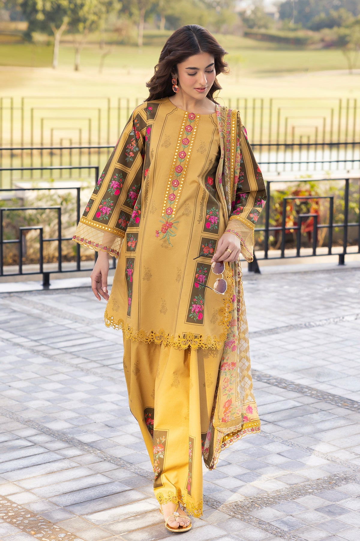Aniq Lawn – AN6-03